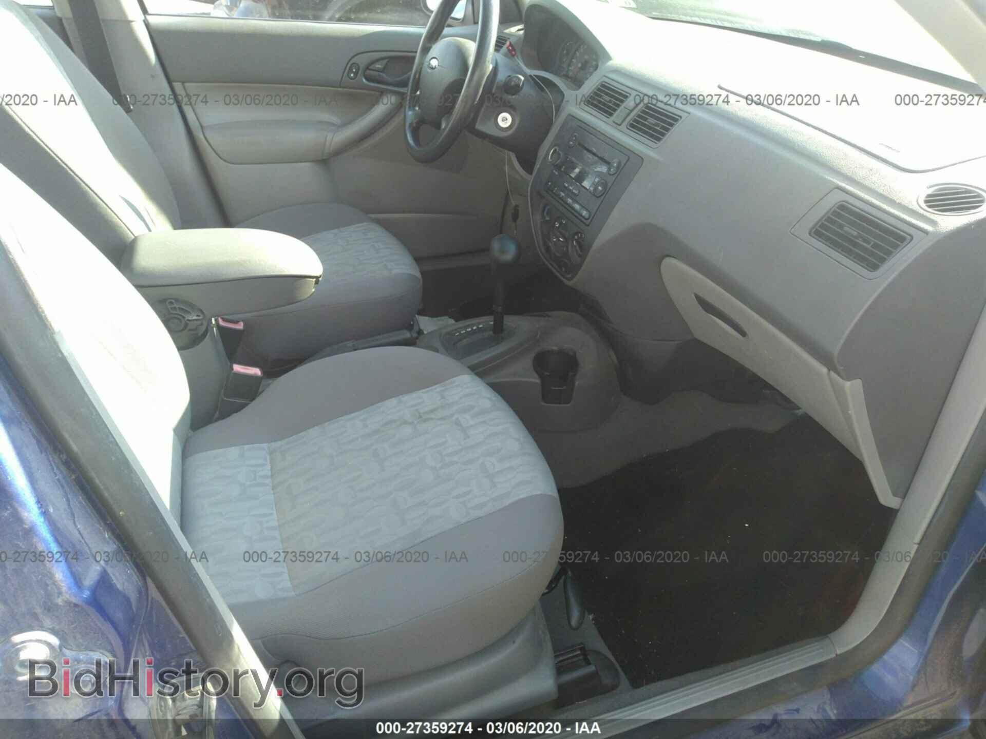 2005 FORD FOCUS - VIN: 1FAFP34NX5W284521 - Фото 5