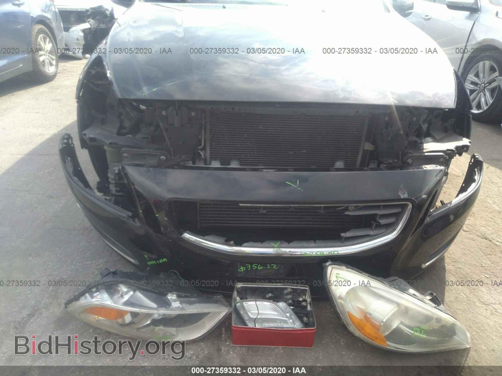 2012 VOLVO S60 - VIN: YV1622FS4C2115261 - Фото 6