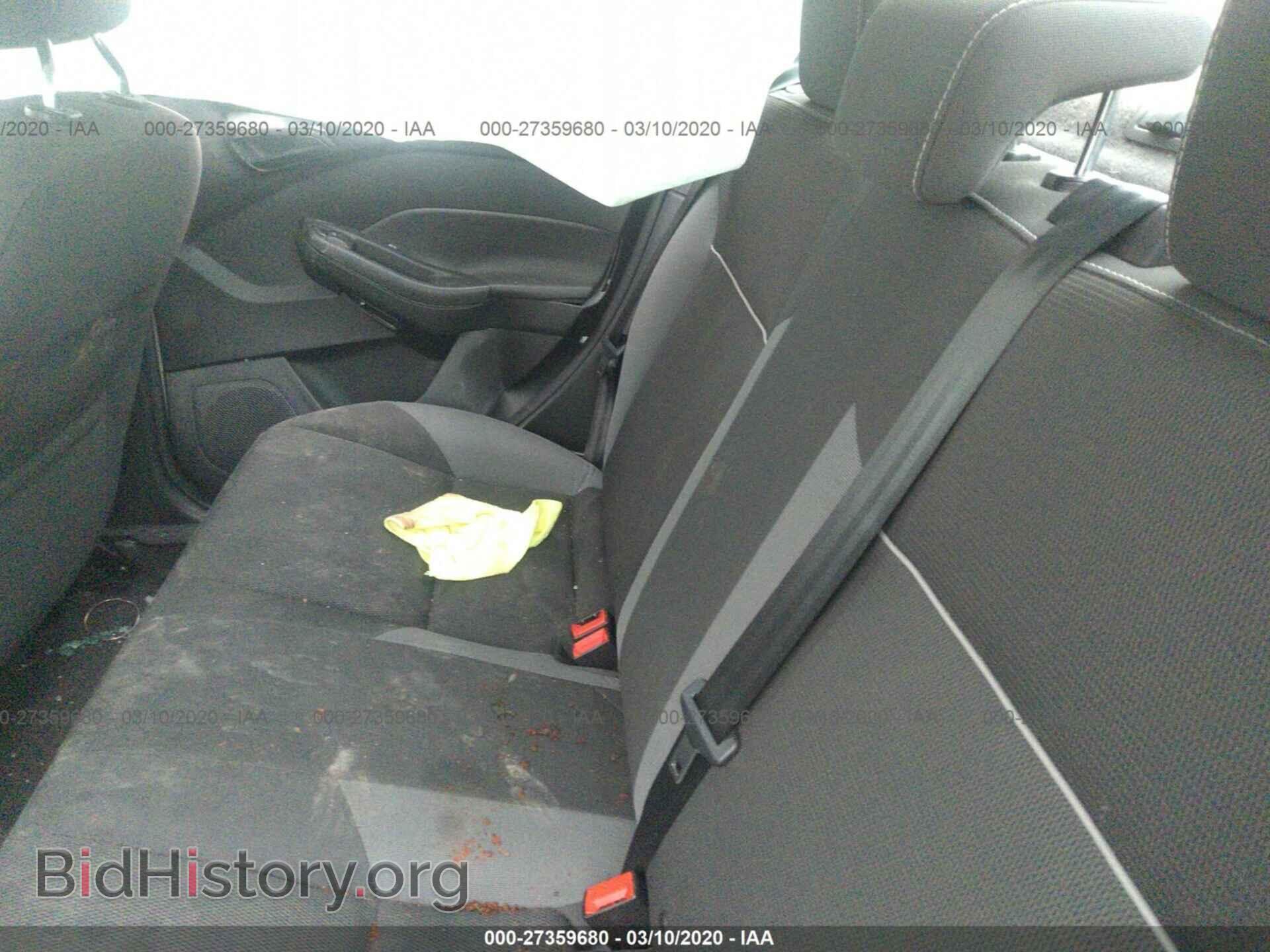 2012 Ford Focus - VIN: 1FAHP3F21CL351923 - Фото 8