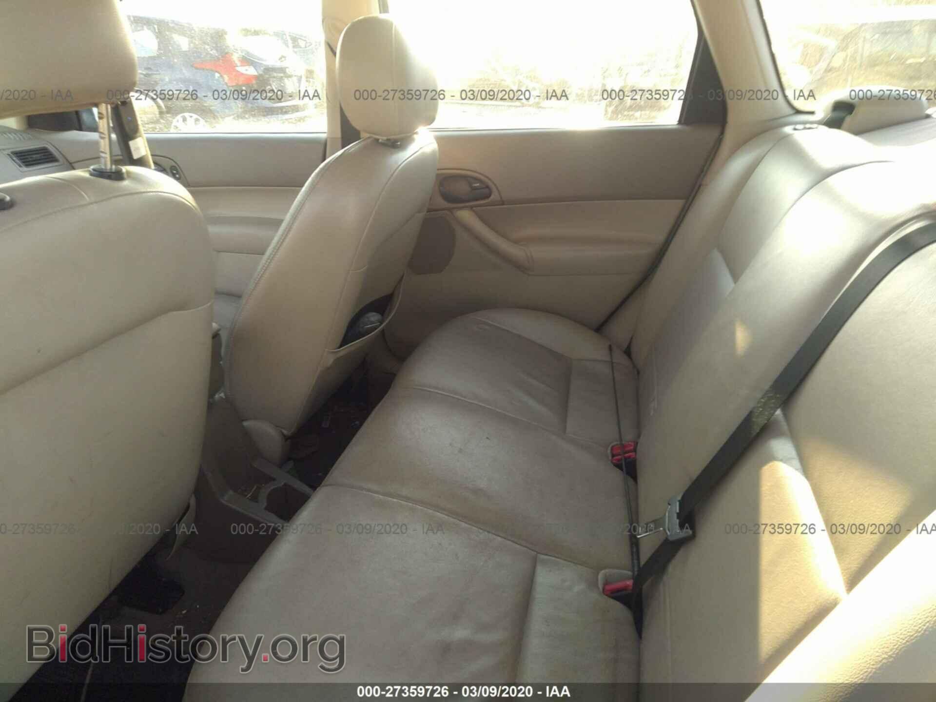 2005 FORD FOCUS - VIN: 1FAHP36N35W106598 - Фото 8