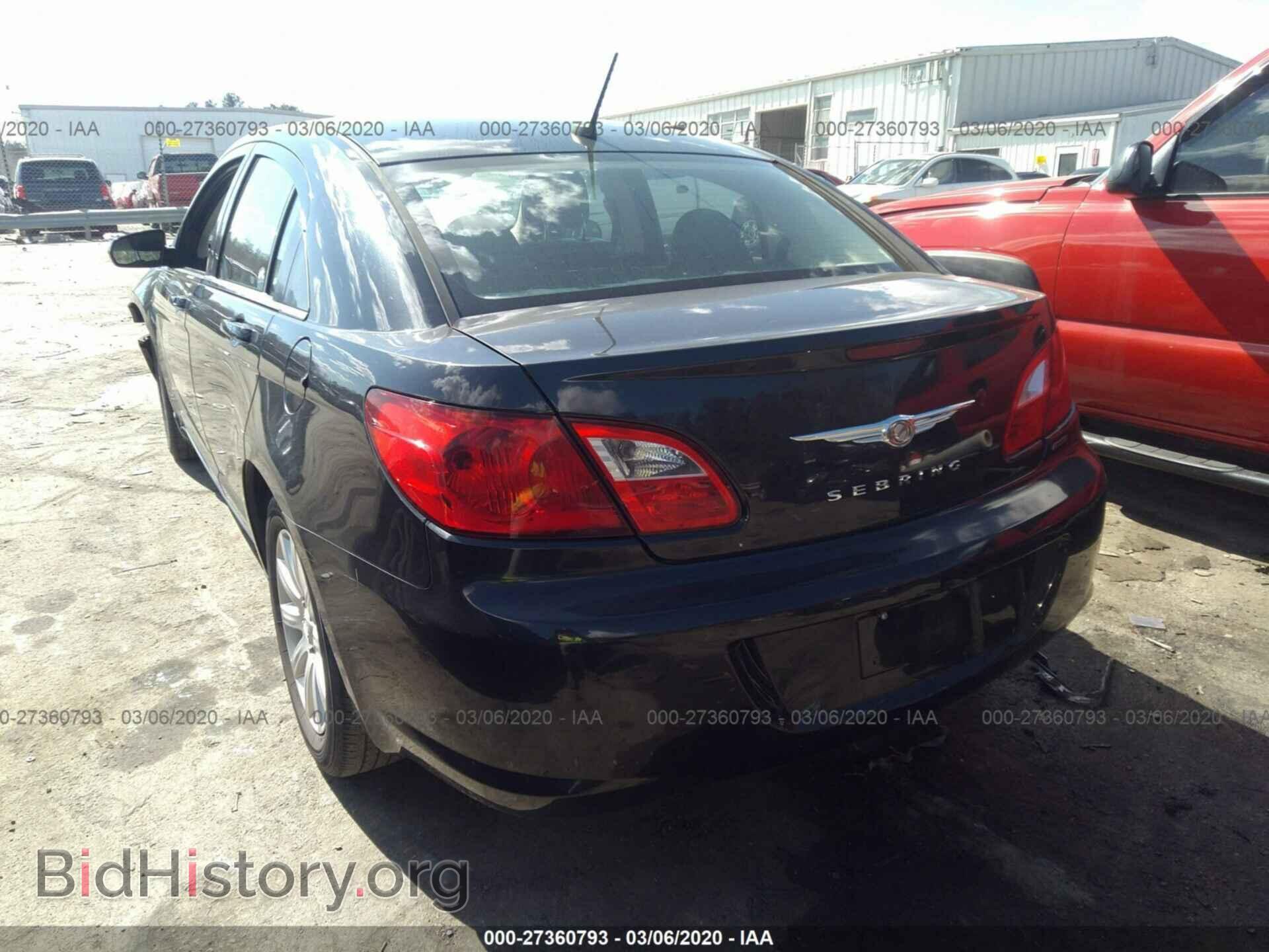 2010 CHRYSLER SEBRING - VIN: 1C3CC5FB1AN213929 - Фото 3