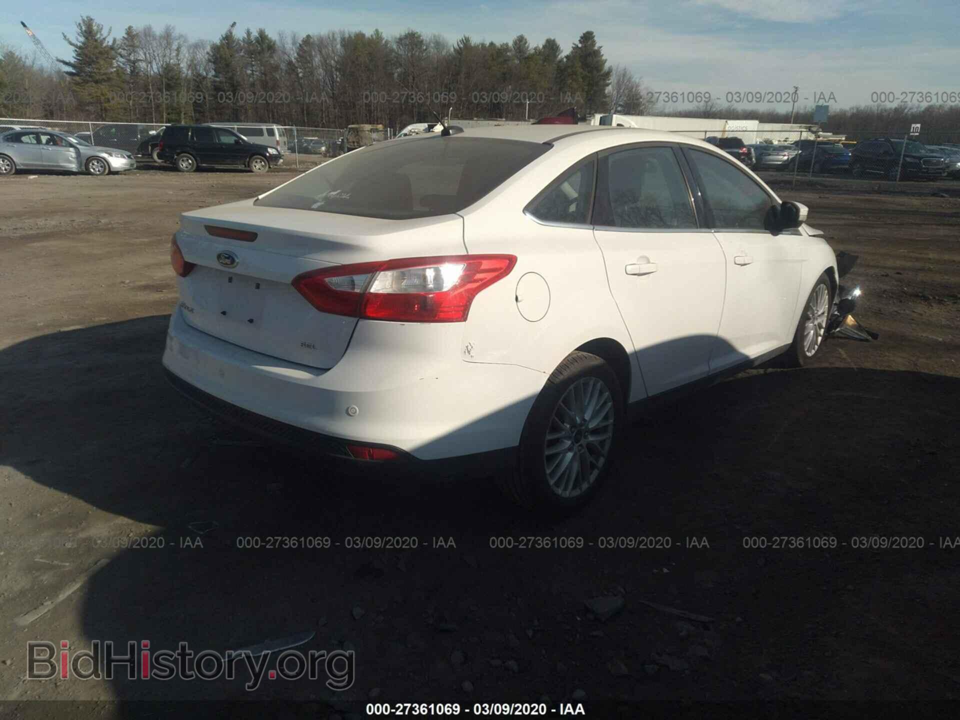 2012 Ford Focus - VIN: 1FAHP3H28CL274609 - Фото 4