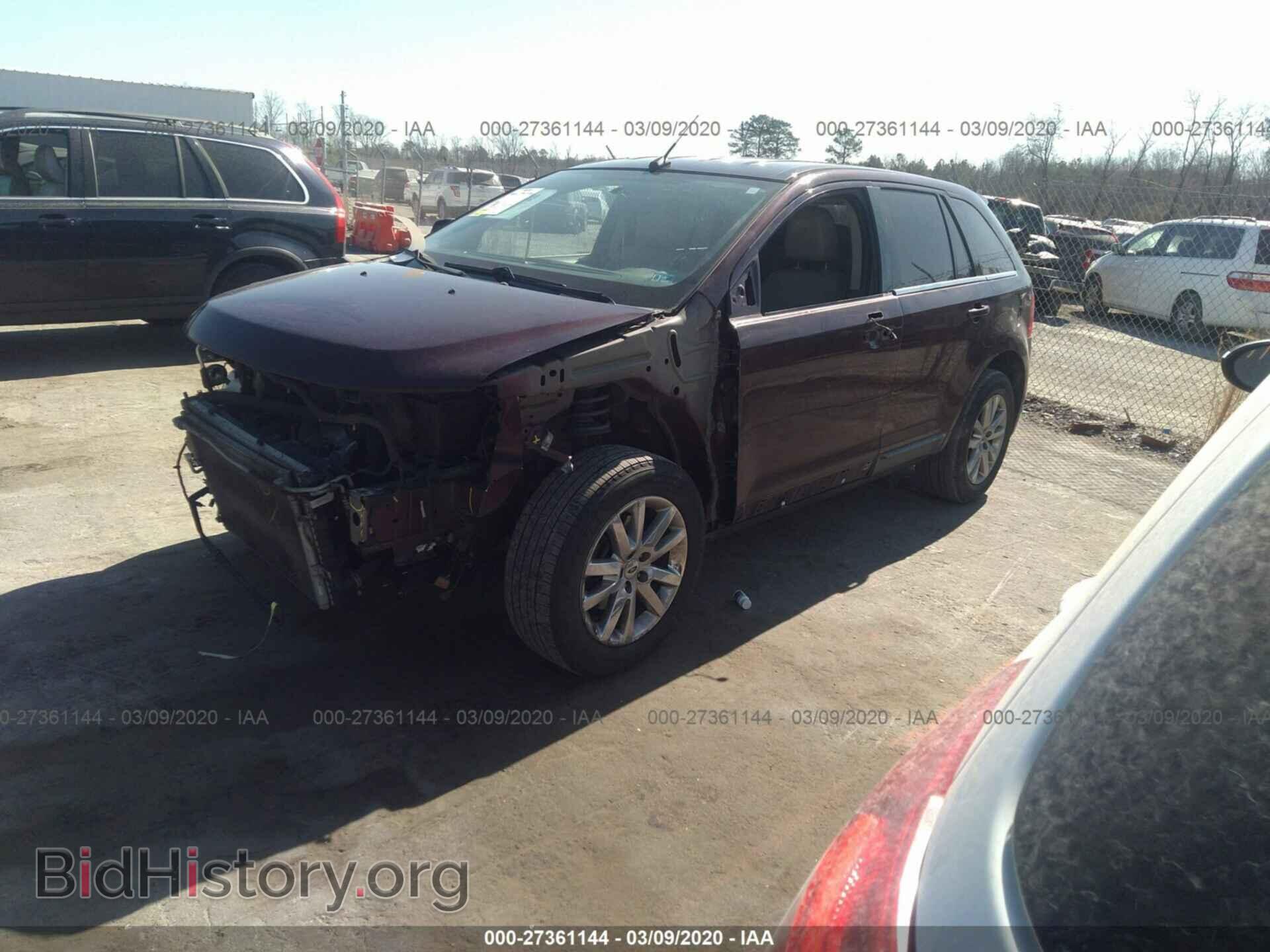2011 Ford Edge - VIN: 2FMDK3KC8BBA31725 - Photo 2