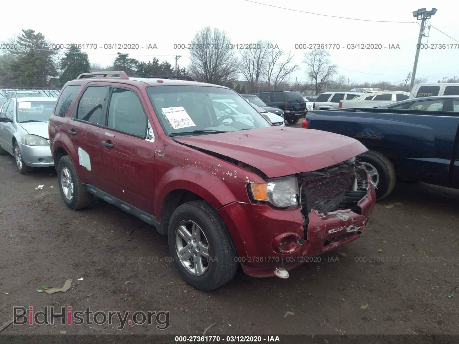 Photo 1FMCU4K35CKB05945 - FORD ESCAPE 2012