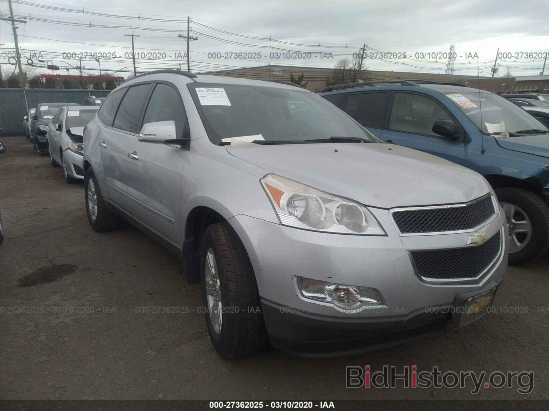 Photo 1GNLVFED2AS156065 - CHEVROLET TRAVERSE 2010