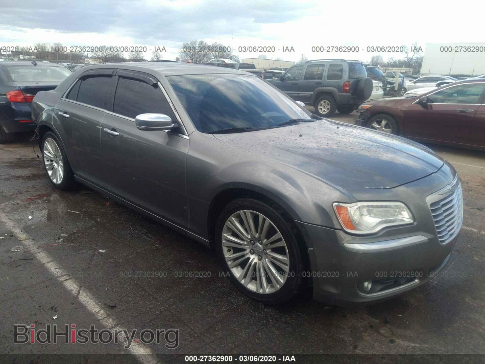 Фотография 2C3CCAPT8CH253940 - CHRYSLER 300C 2012