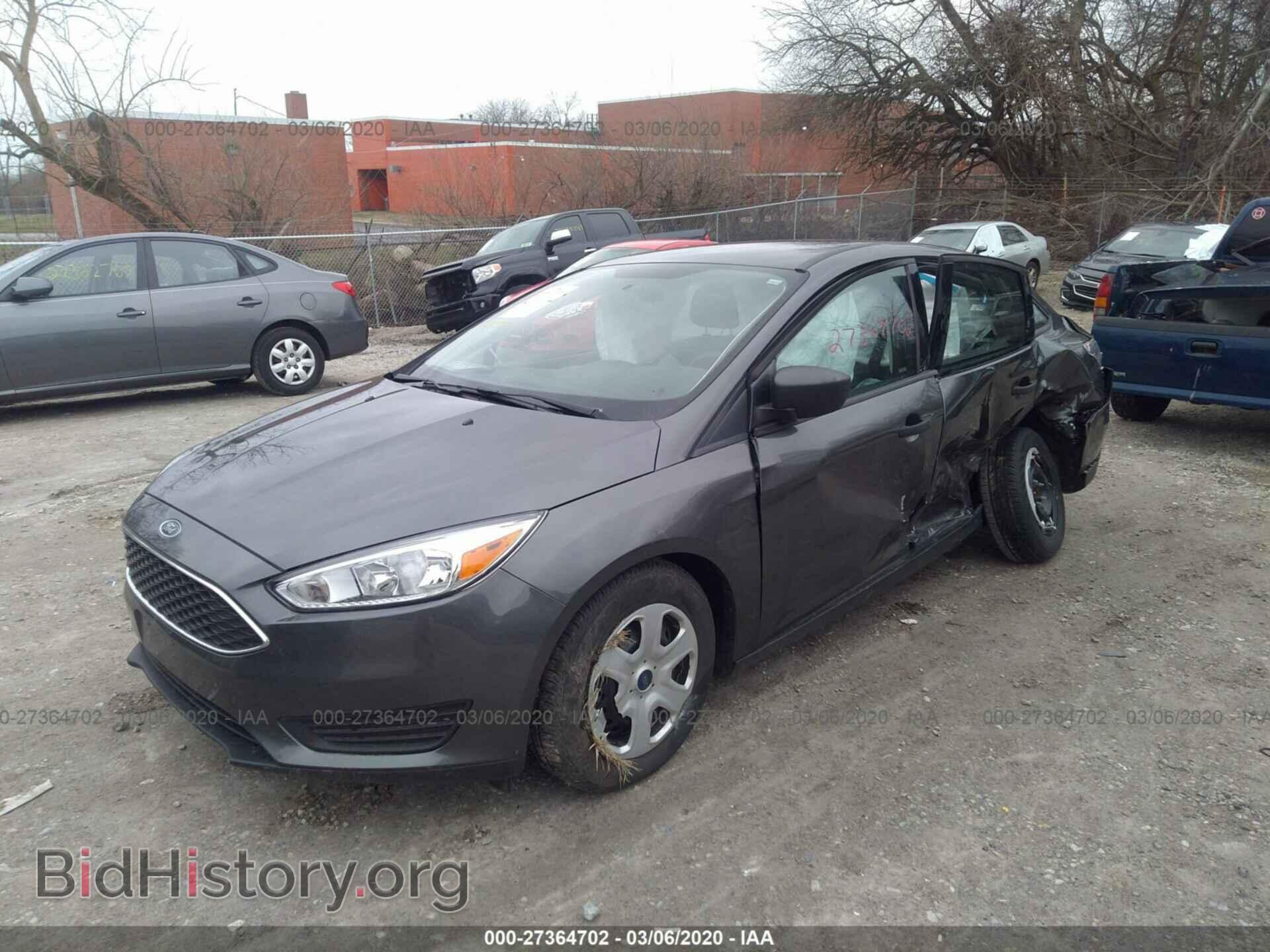 2017 FORD FOCUS - VIN: 1FADP3E29HL203879 - Photo 2