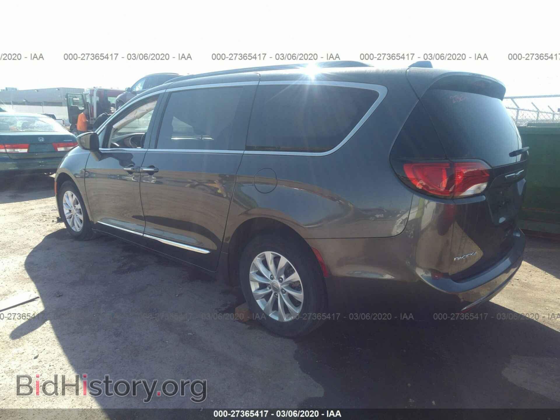2017 CHRYSLER PACIFICA - VIN: 2C4RC1BG2HR569416 - Фото 3