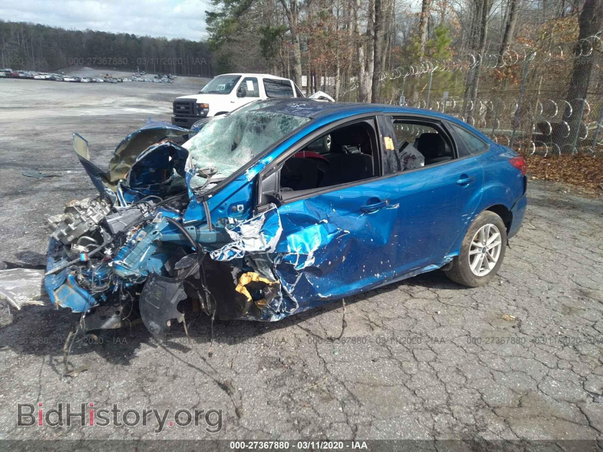 2018 FORD FOCUS - VIN: 1FADP3FE6JL200758 - Фото 2