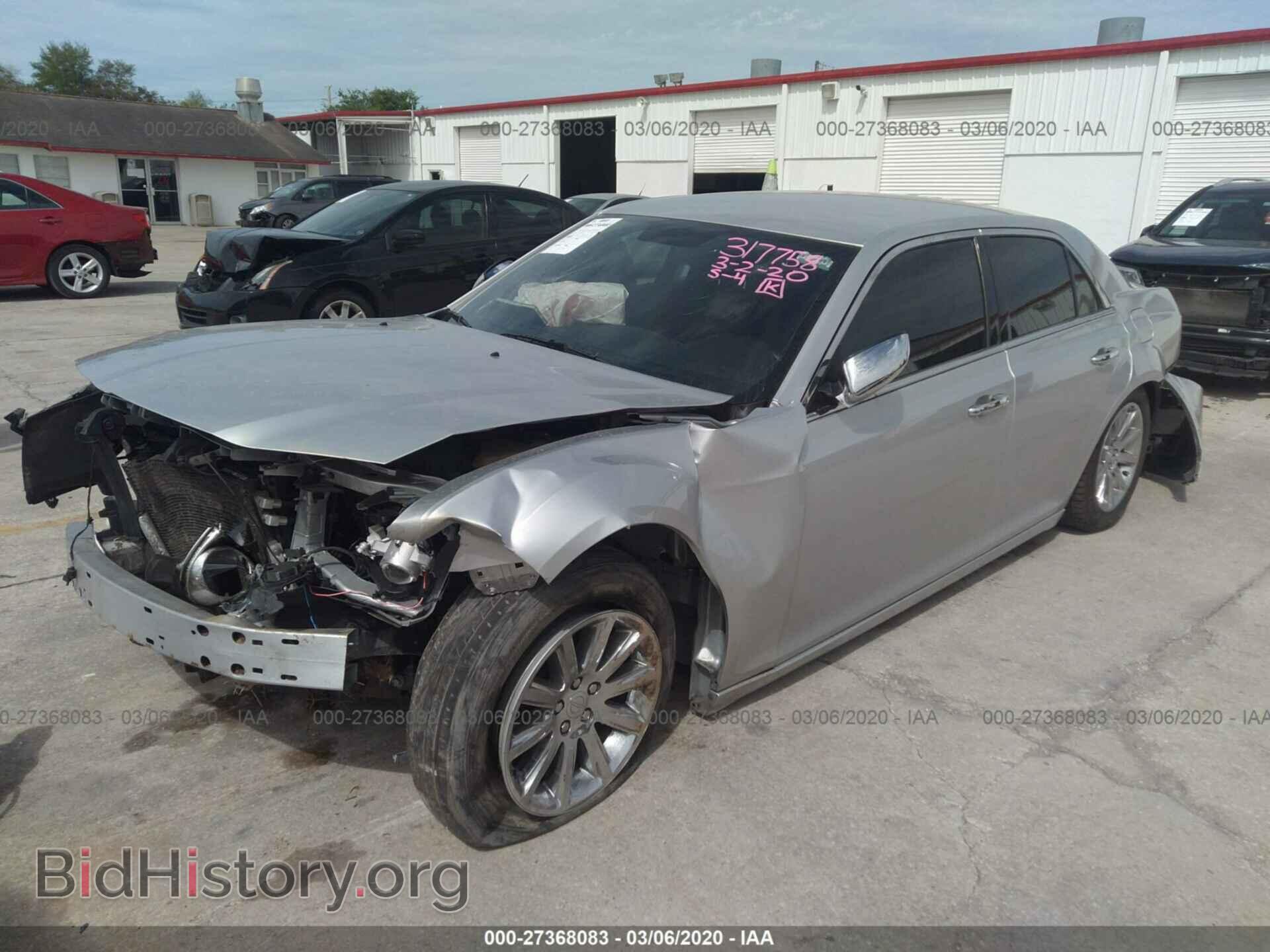 2012 CHRYSLER 300 - VIN: 2C3CCACG8CH310677 - Фото 2
