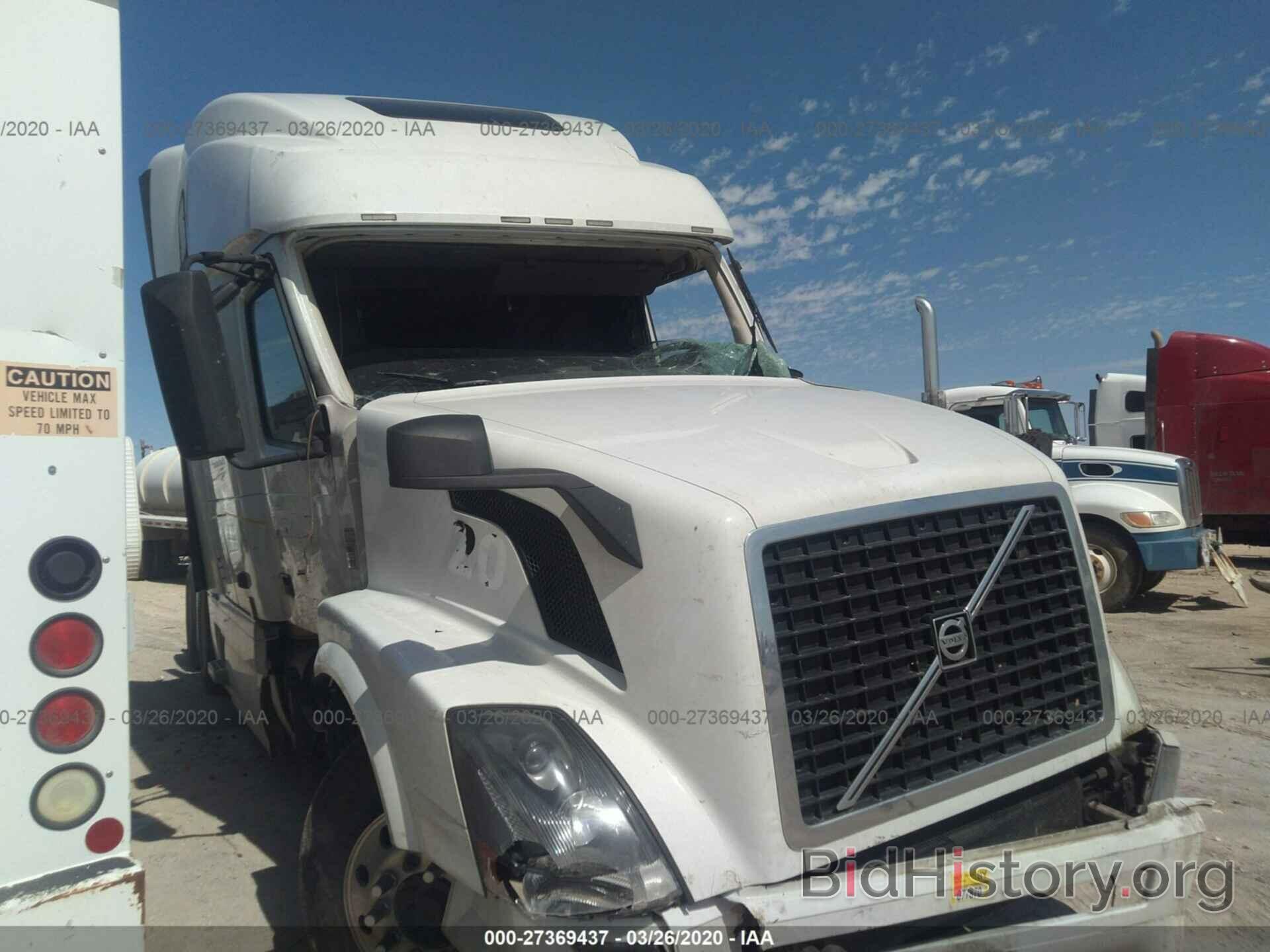 Photo 4V4NC9EJ4FN184474 - VOLVO VN 2015