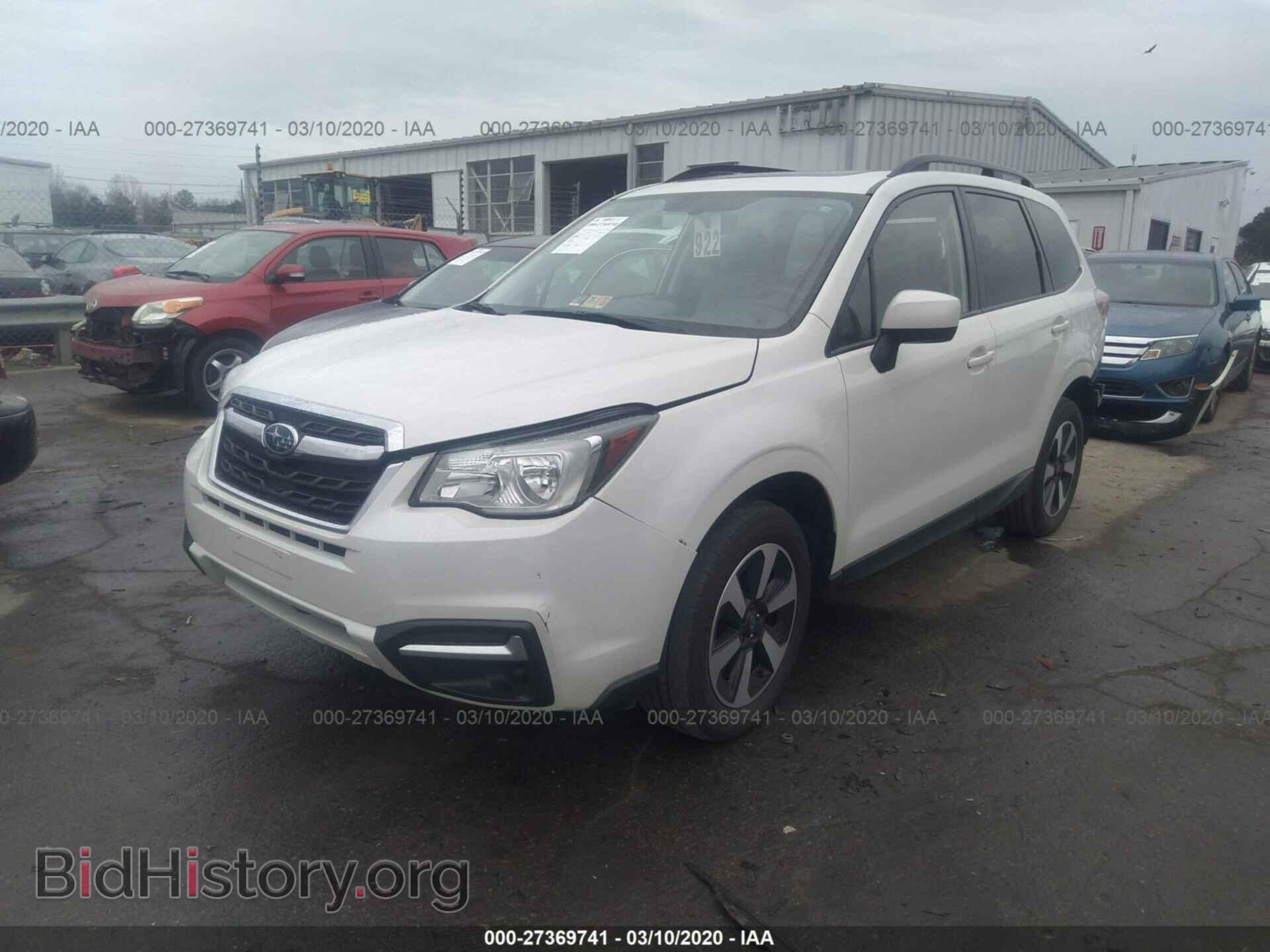 2017 SUBARU FORESTER - VIN: JF2SJAEC0HH485351 - Фото 2