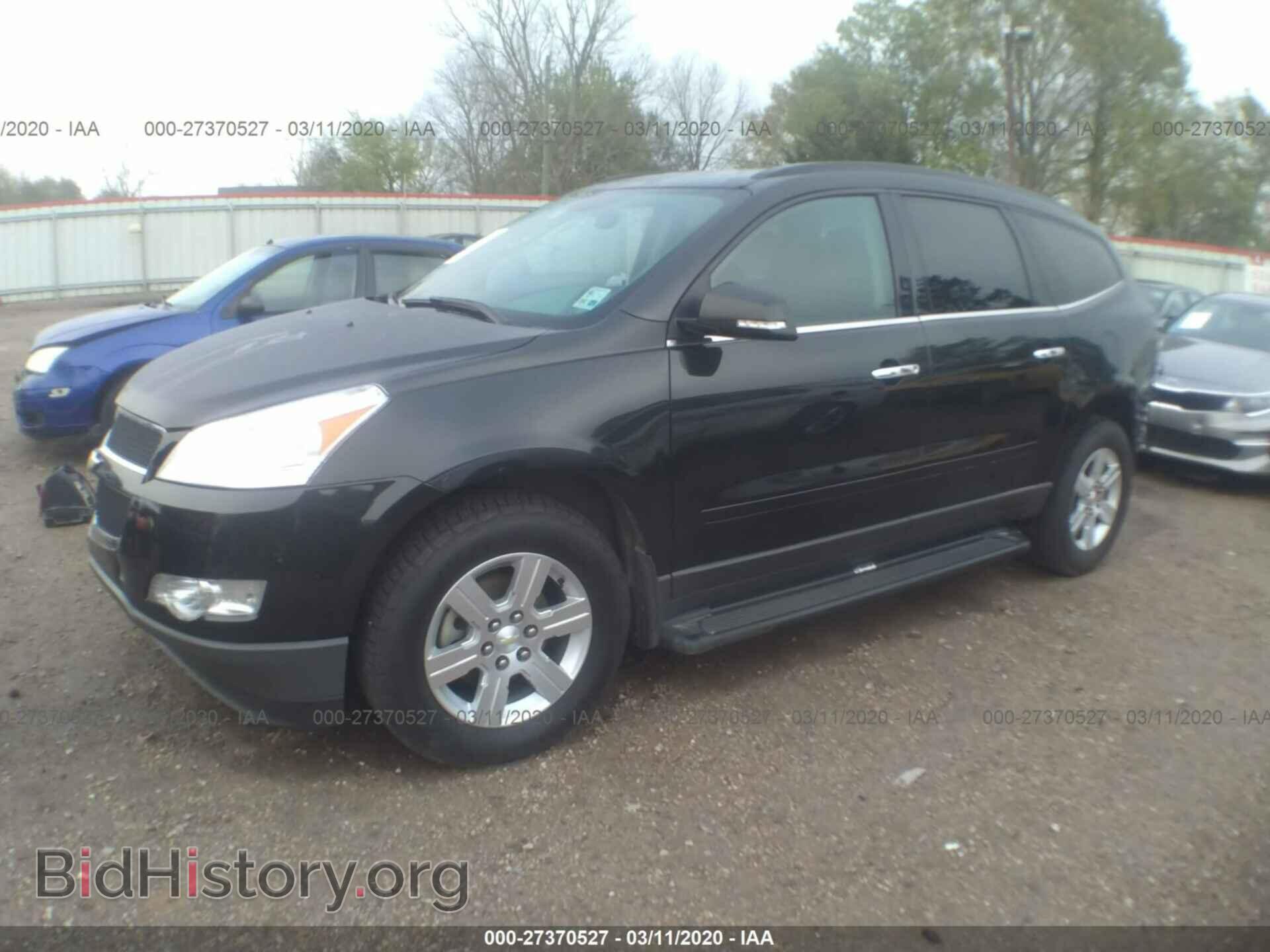 2012 CHEVROLET TRAVERSE - VIN: 1GNKRGED1CJ125095 - Фото 2