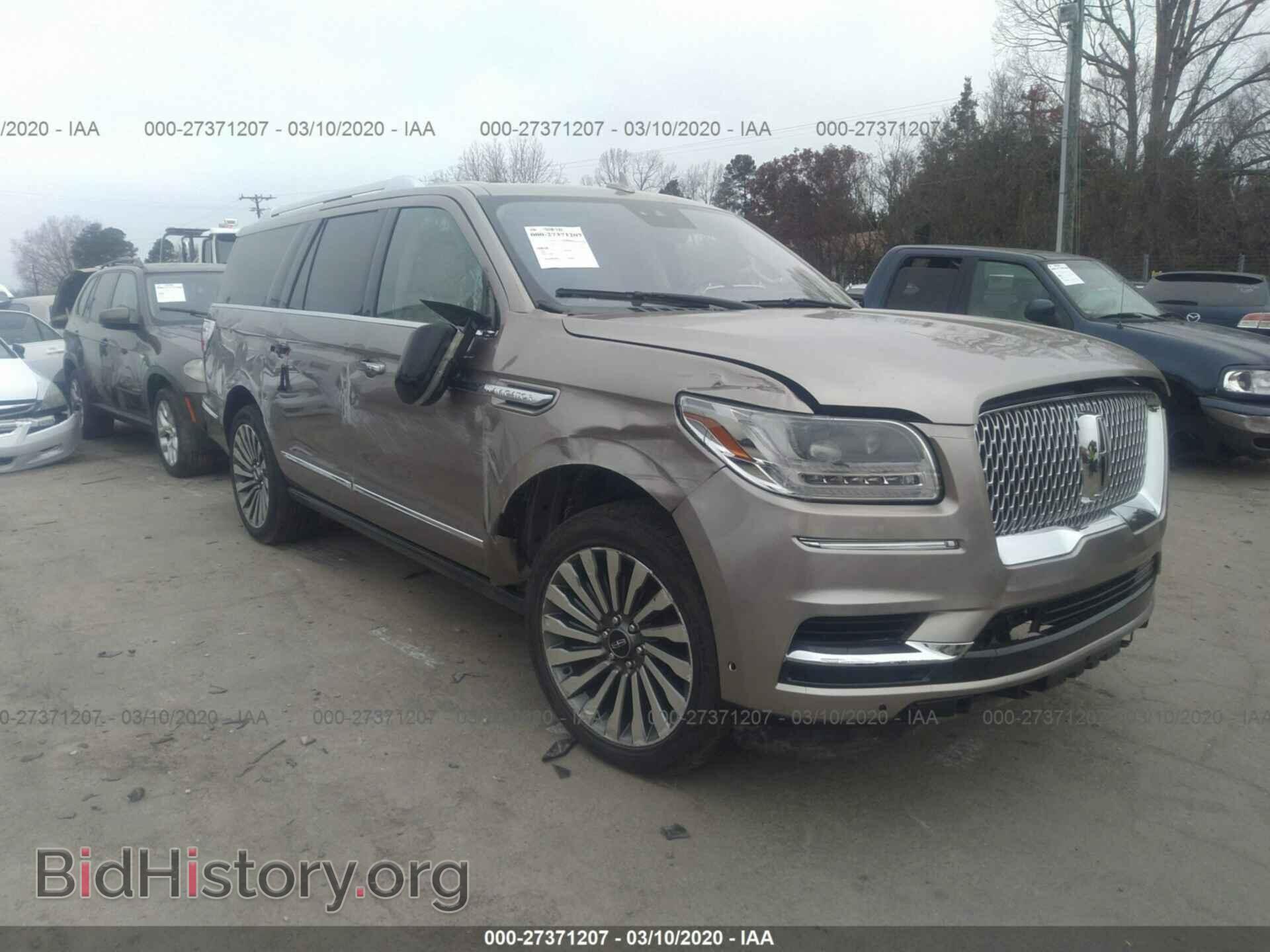Фотография 5LMJJ3LT5KEL05971 - LINCOLN NAVIGATOR 2019