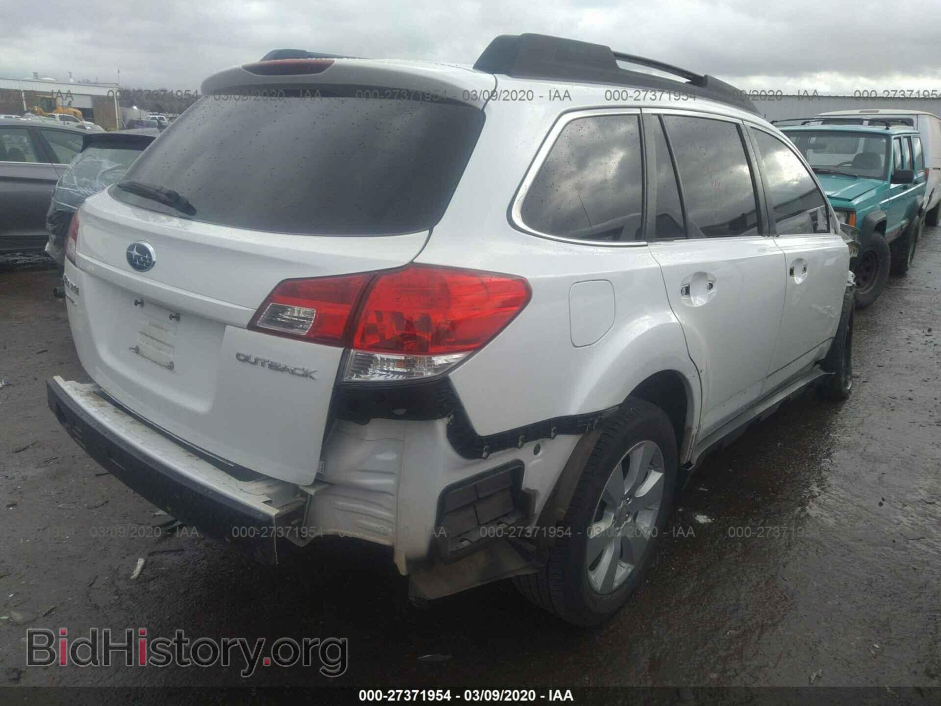 2011 SUBARU OUTBACK - VIN: 4S4BRCCC6B3337890 - Фото 4