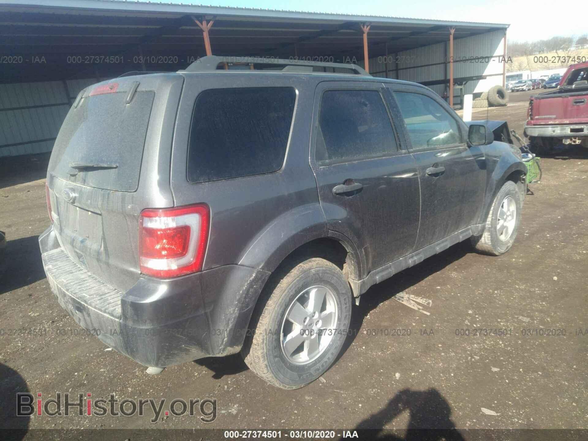 2011 FORD ESCAPE - VIN: 1FMCU0D7XBKC61373 - Фото 4