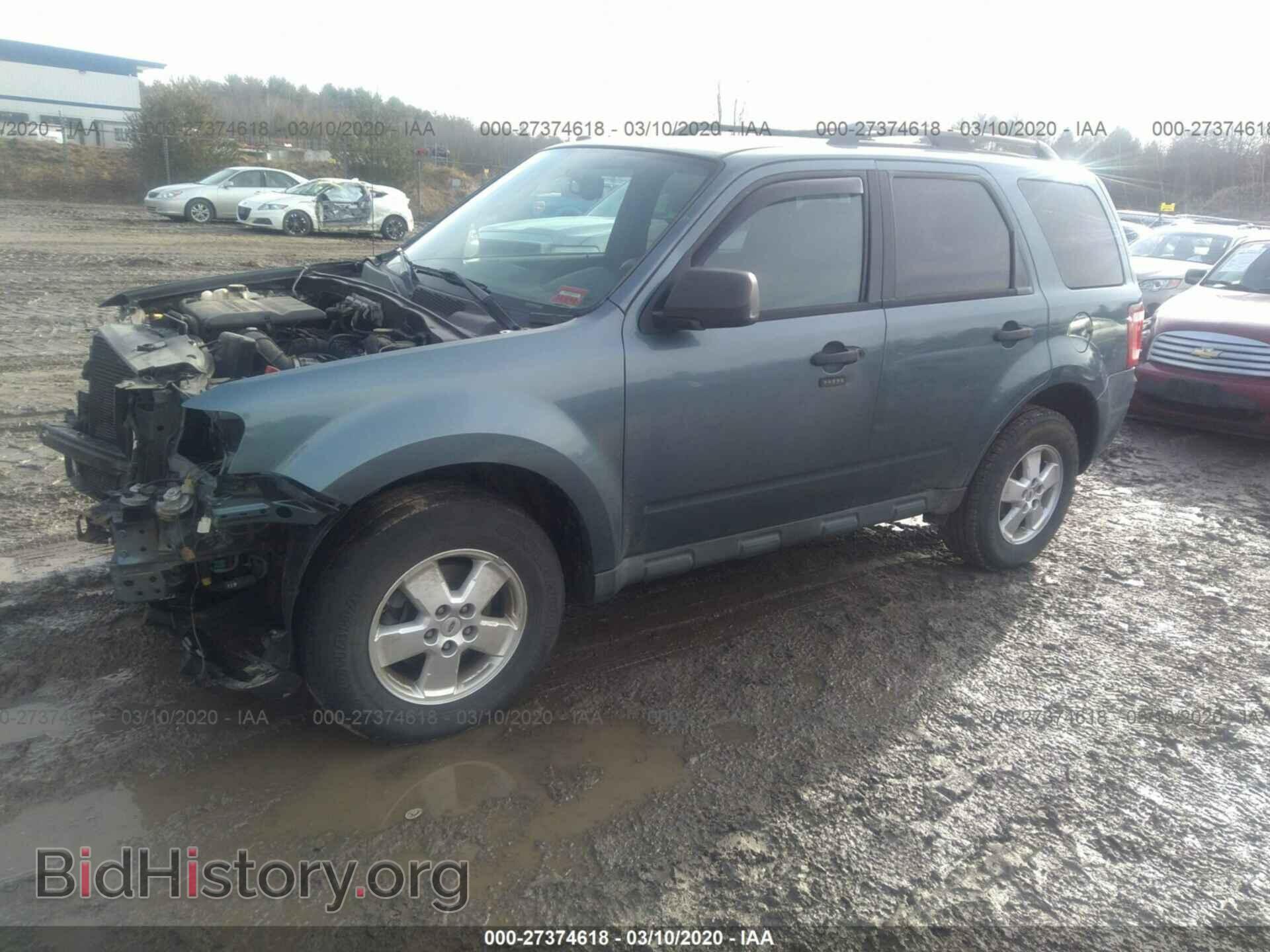 2011 FORD ESCAPE - VIN: 1FMCU9DG1BKC01650 - Фото 2