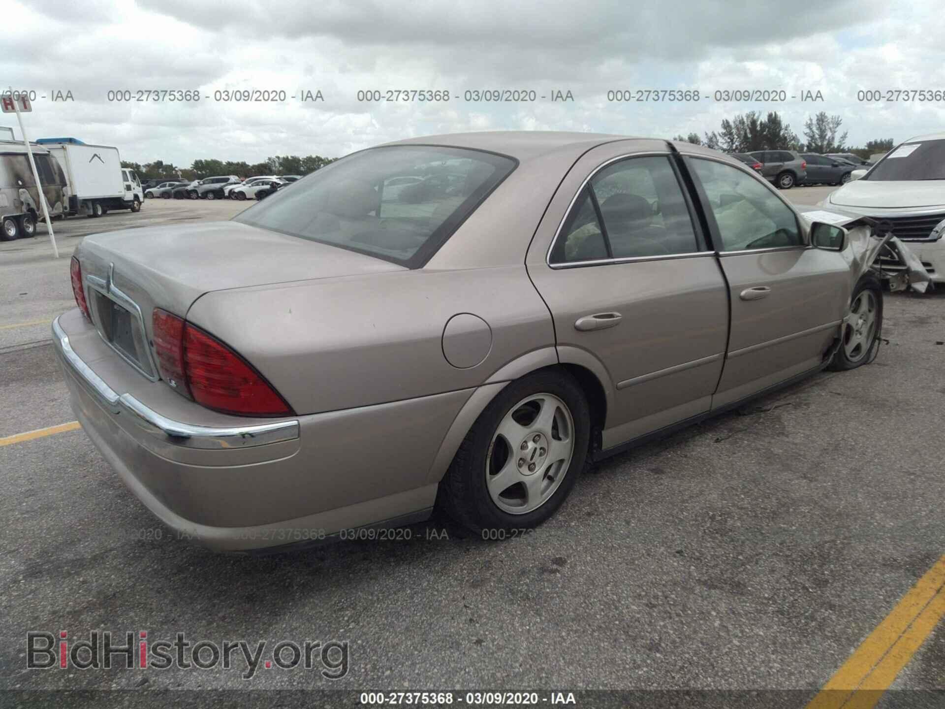 2000 LINCOLN LS - VIN: 1LNHM87A2YY901061 - Photo 4