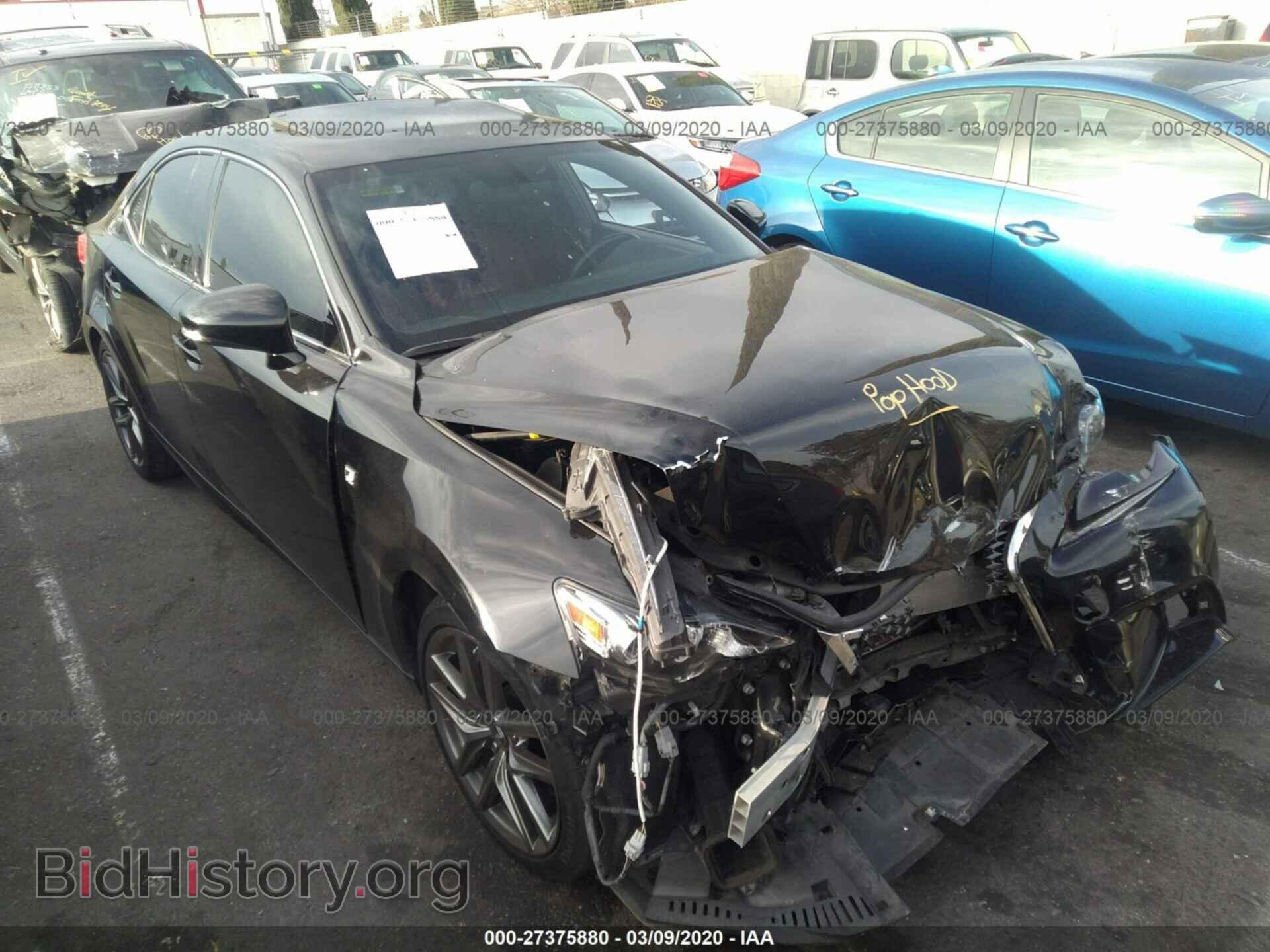 Photo JTHBE1D28F5020390 - LEXUS IS 2015