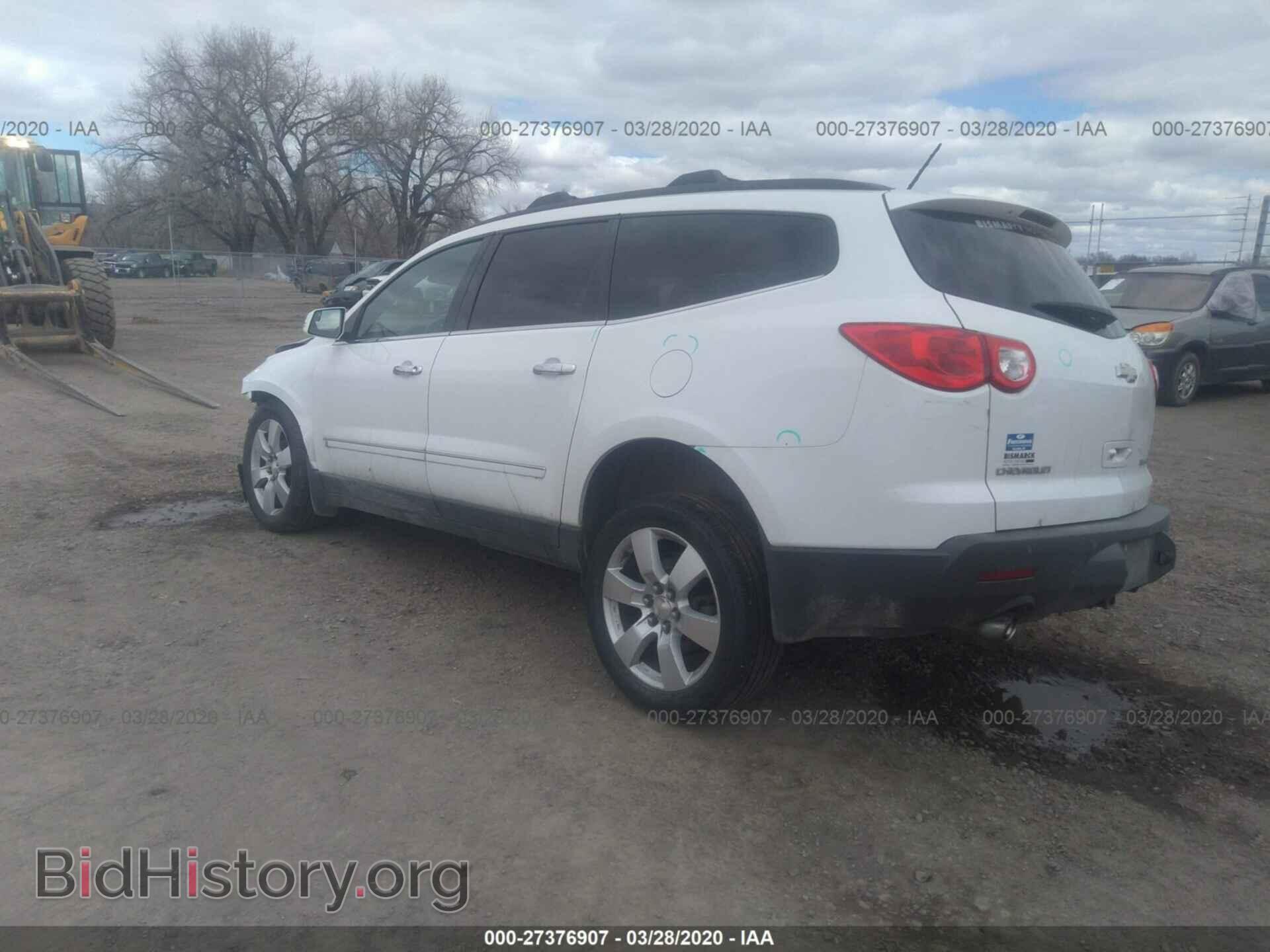 2009 CHEVROLET TRAVERSE - VIN: 1GNEV33D29S100150 - Фото 3