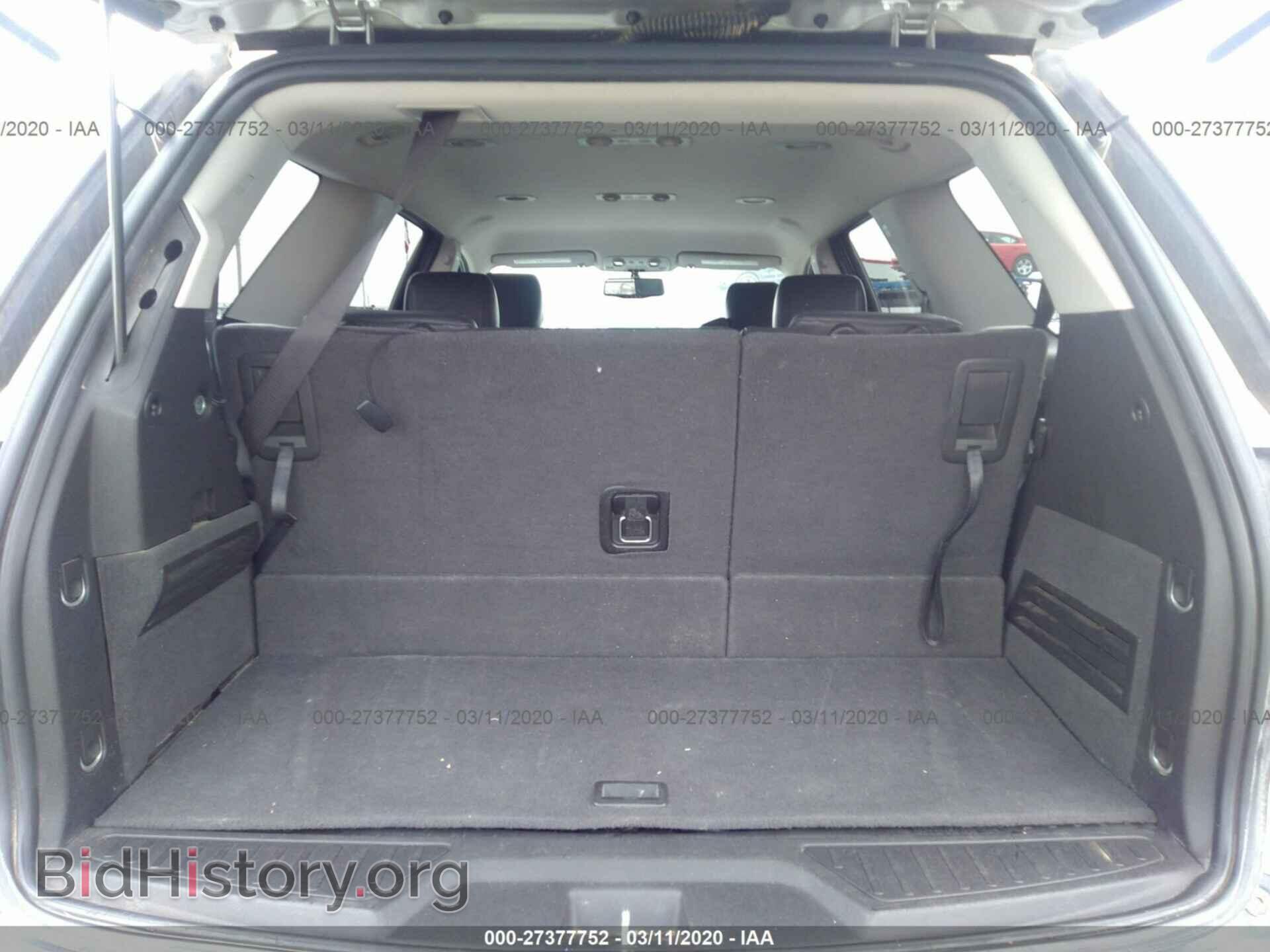 2010 GMC ACADIA - VIN: 1GKLRMED3AJ146107 - Фото 8