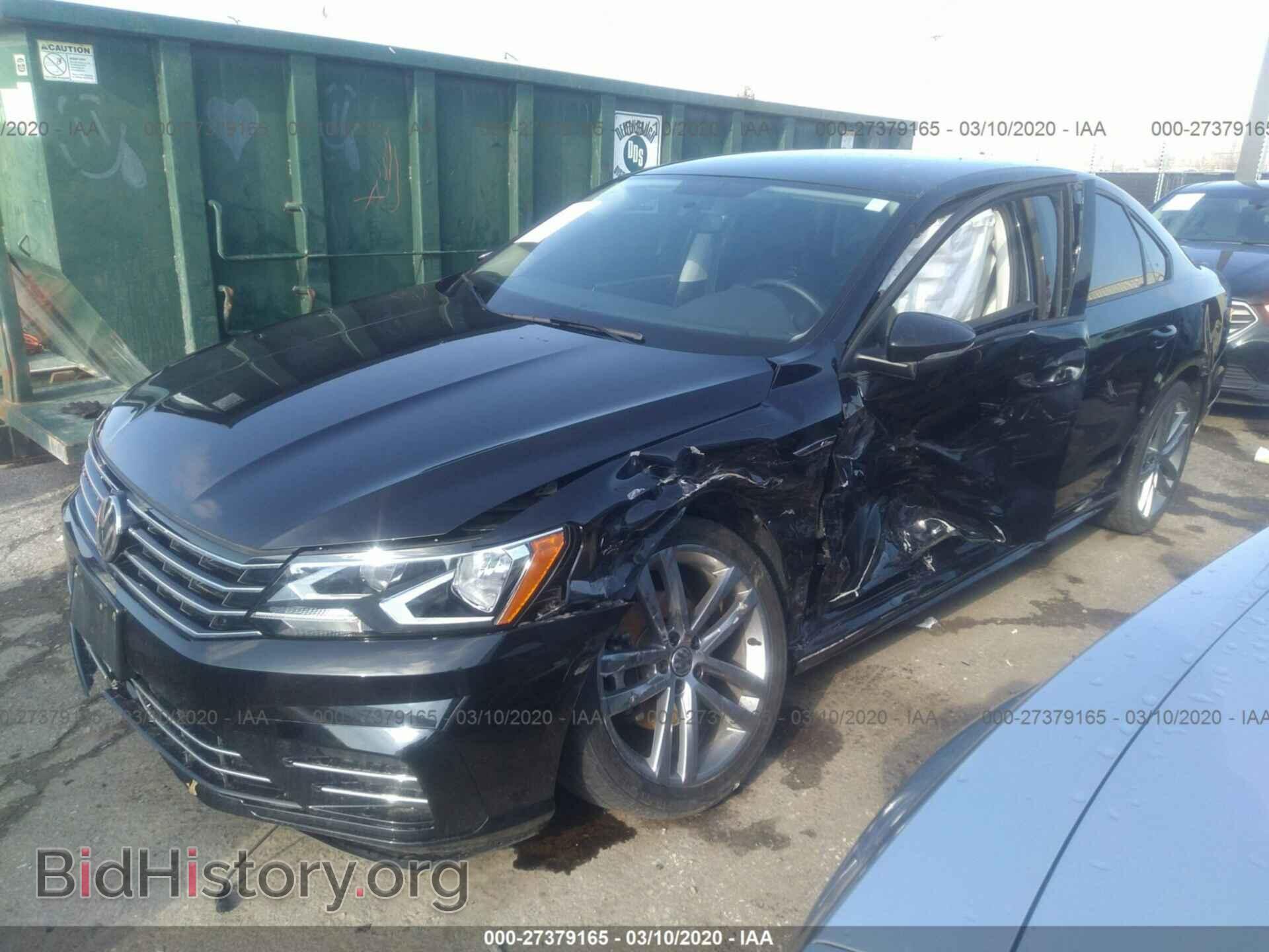 2018 VOLKSWAGEN PASSAT - VIN: 1VWAA7A33JC021375 - Фото 2