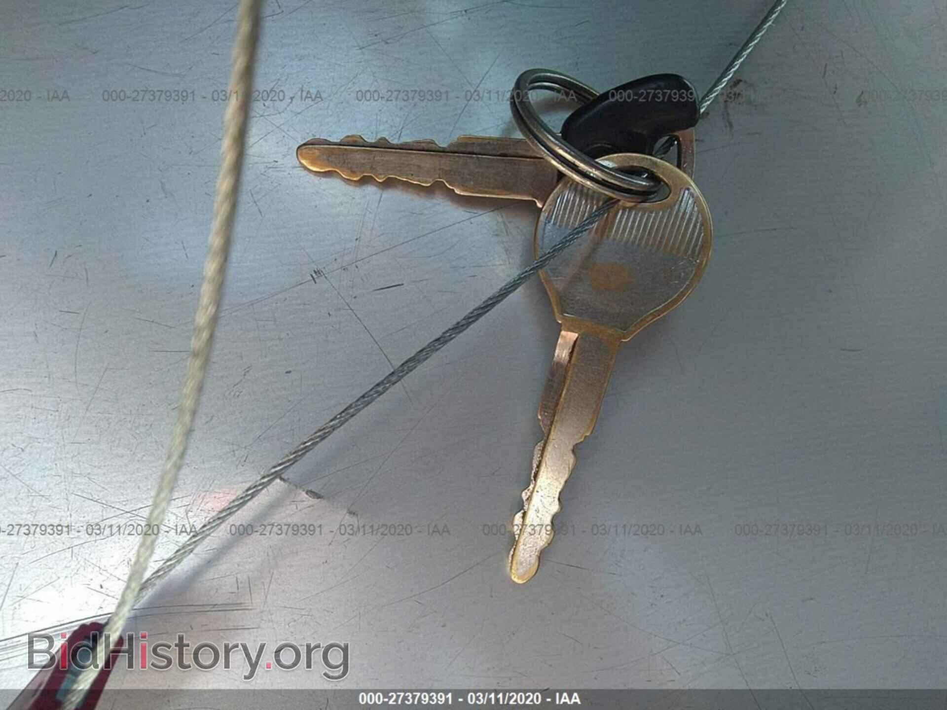 2000 MAZDA 626 - VIN: 1YVGF22C7Y5141124 - Фото 11