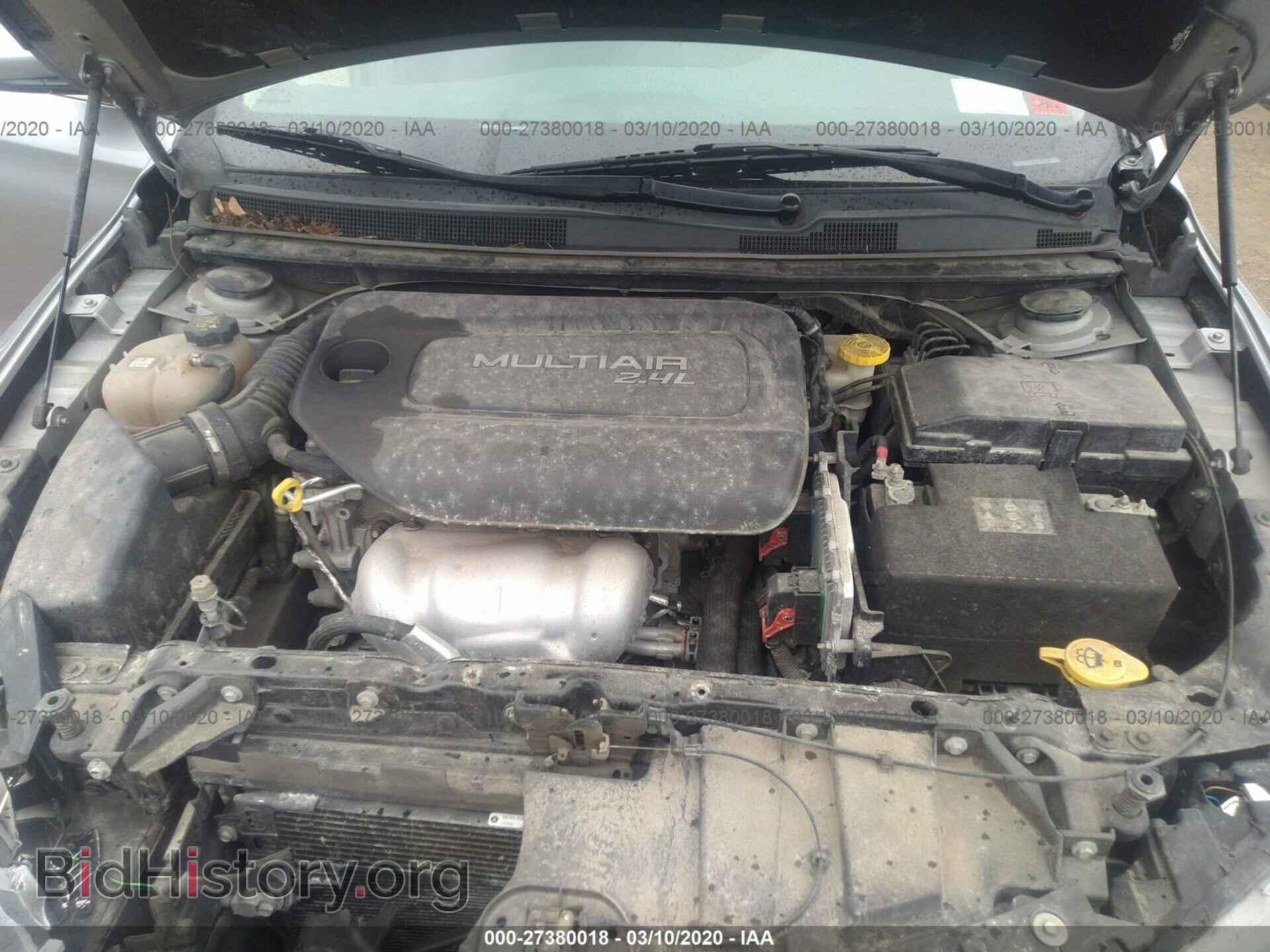 2015 CHRYSLER 200 - VIN: 1C3CCCAB3FN656280 - Фото 10