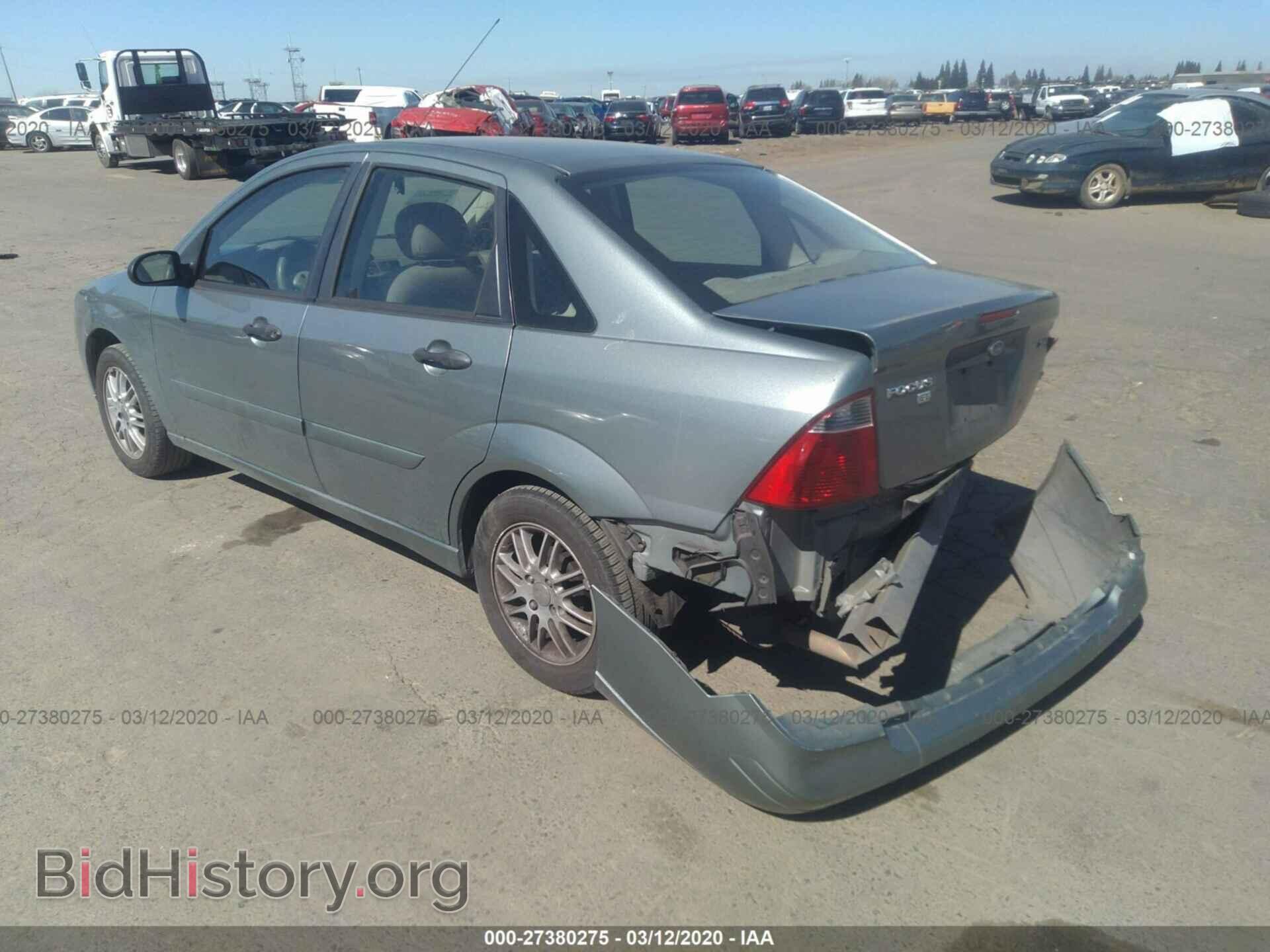 2005 FORD FOCUS - VIN: 1FAFP34N15W131381 - Фото 3