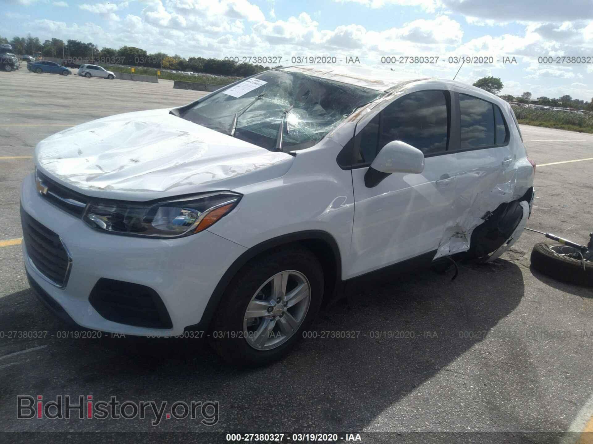 2020 CHEVROLET TRAX - VIN: KL7CJKSB2LB058850 - Фото 2