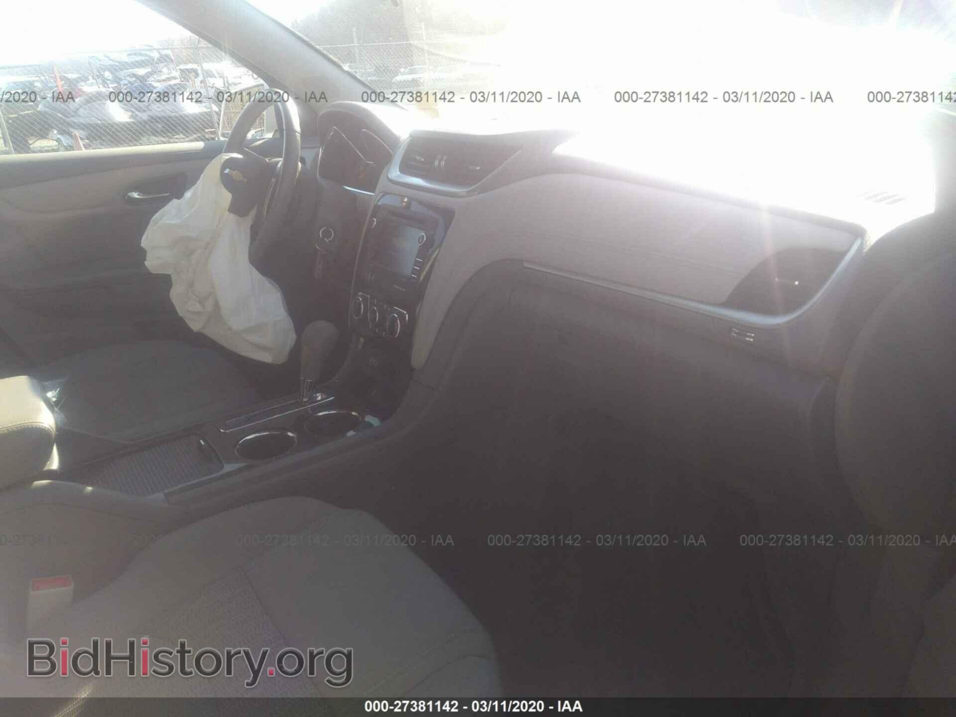 2017 CHEVROLET TRAVERSE - VIN: 1GNKRGKD1HJ211423 - Фото 5