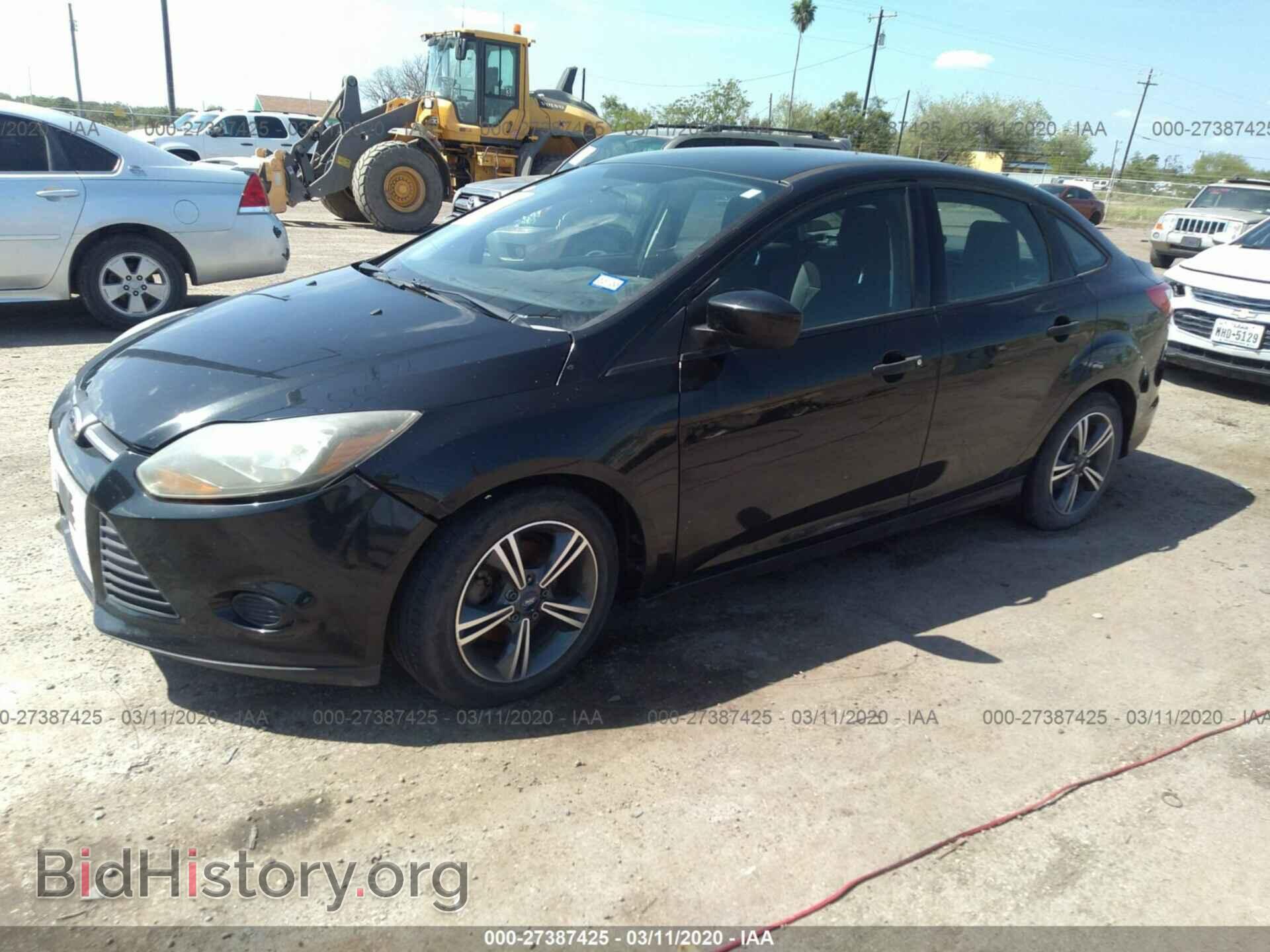 2014 FORD FOCUS - VIN: 1FADP3E20EL117775 - Фото 2