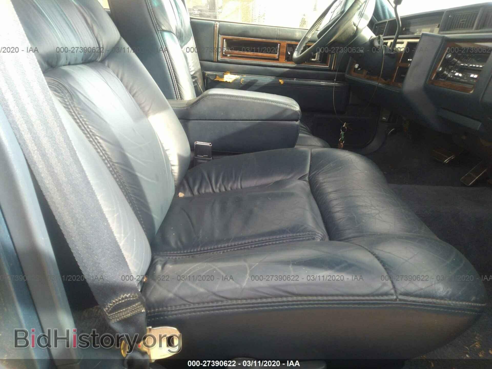 1992 CADILLAC DEVILLE - VIN: 1G6CD53B1N4327277 - Photo 5