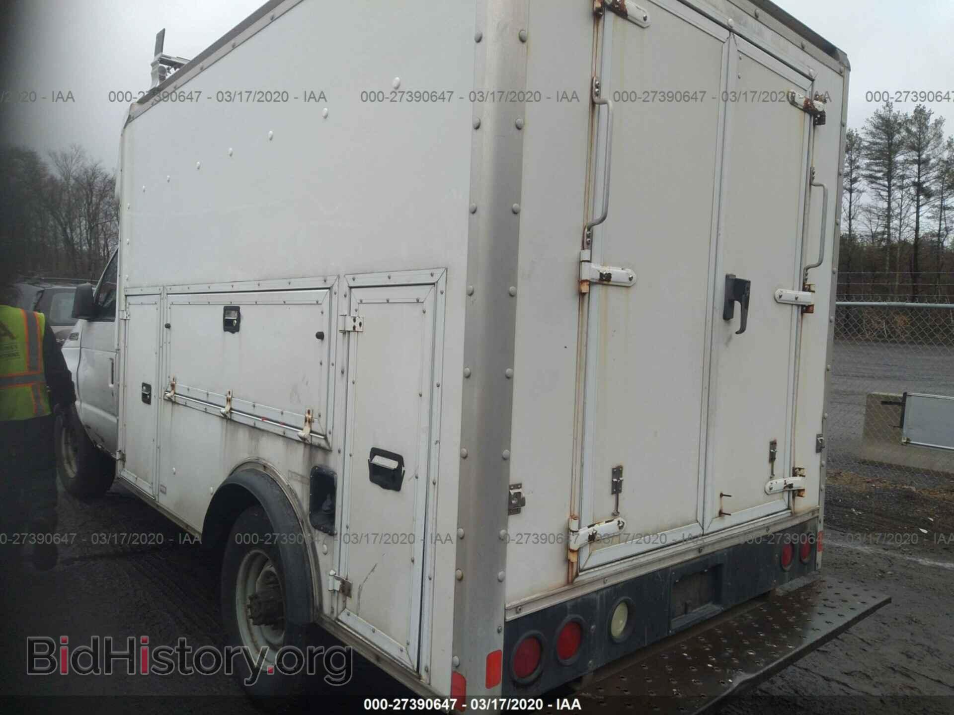 2003 FORD ECONOLINE - VIN: 1FDSE35L03HA68637 - Фото 3