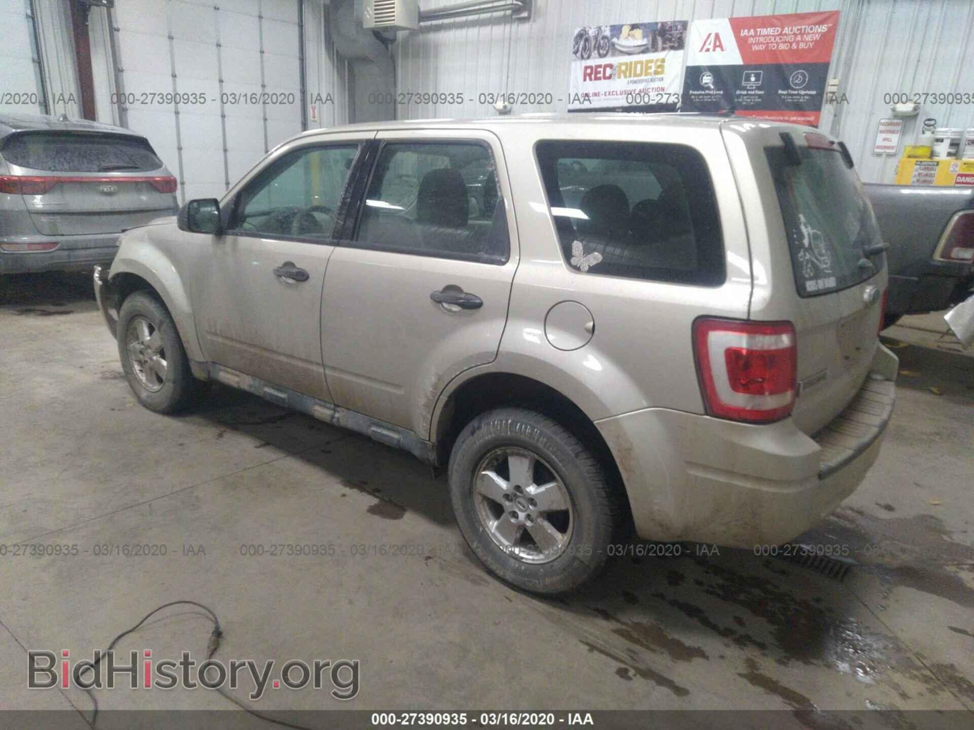 2011 FORD ESCAPE - VIN: 1FMCU9C73BKB99059 - Фото 3