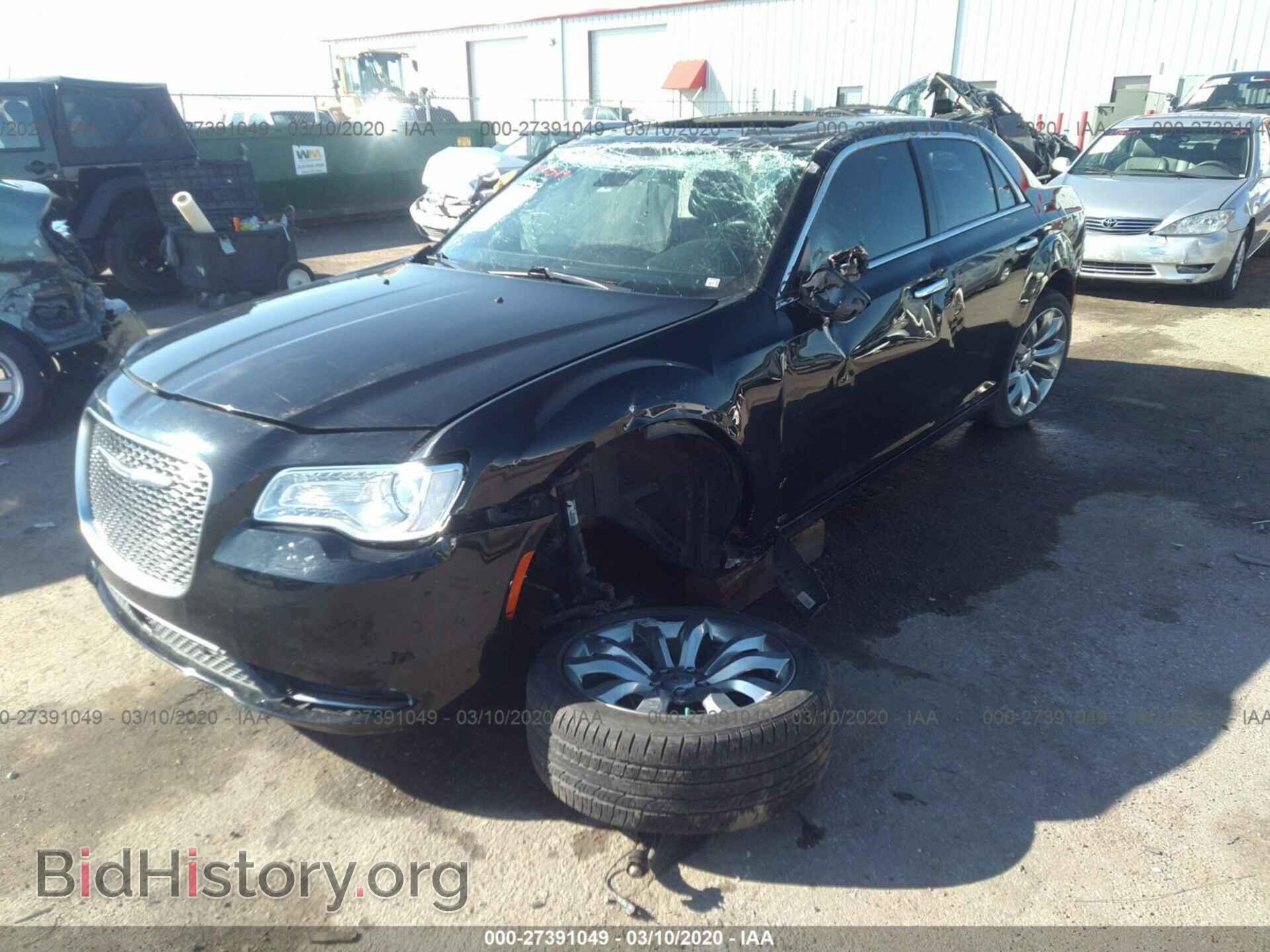 2015 CHRYSLER 300C - VIN: 2C3CCAPT8FH849067 - Фото 2