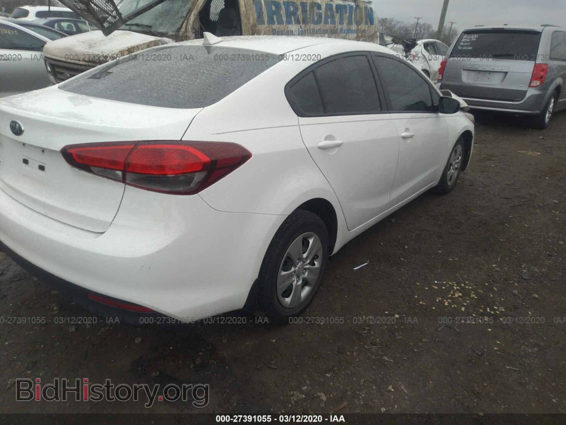 2017 KIA FORTE - VIN: 3KPFK4A7XHE087464 - Фото 4
