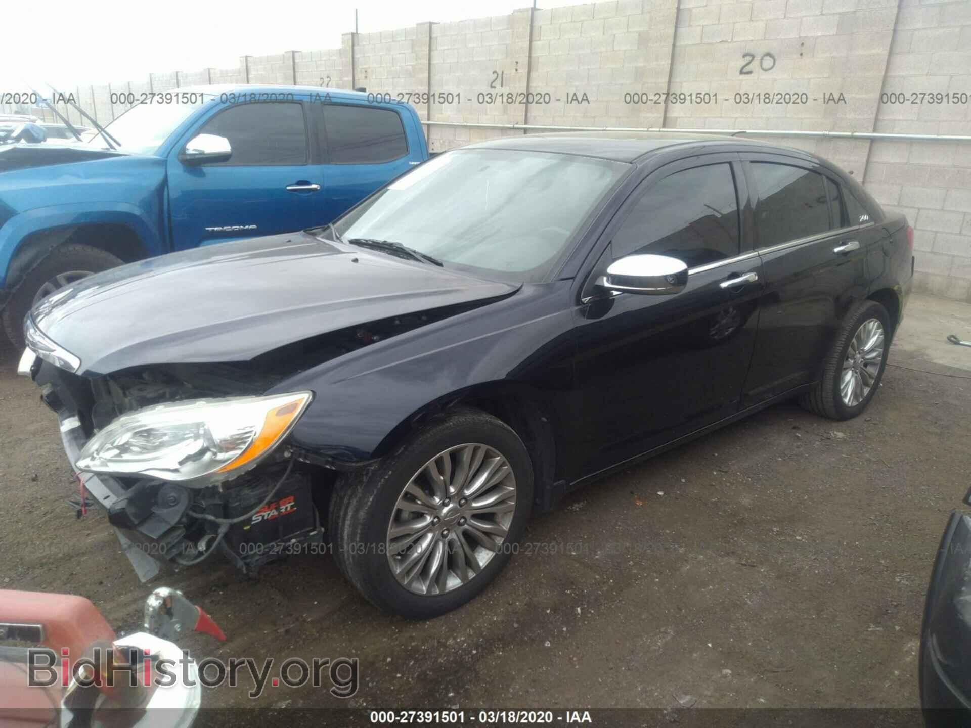 2012 CHRYSLER 200 - VIN: 1C3CCBCG9CN116866 - Фото 2