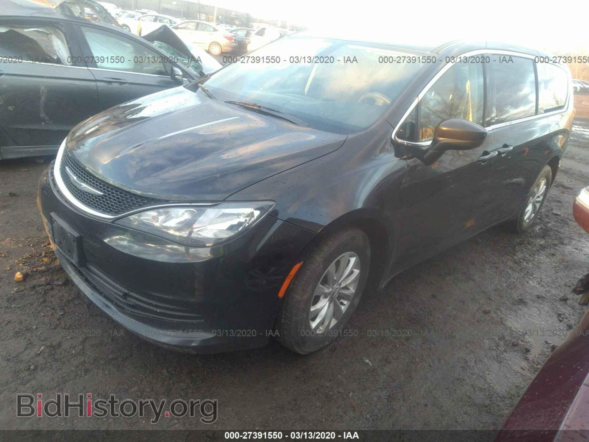 2017 CHRYSLER PACIFICA - VIN: 2C4RC1DGXHR570648 - Фото 2