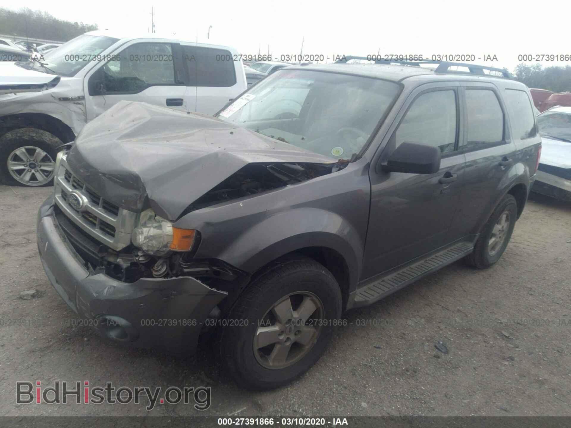 2012 FORD ESCAPE - VIN: 1FMCU0D72CKA32901 - Photo 2