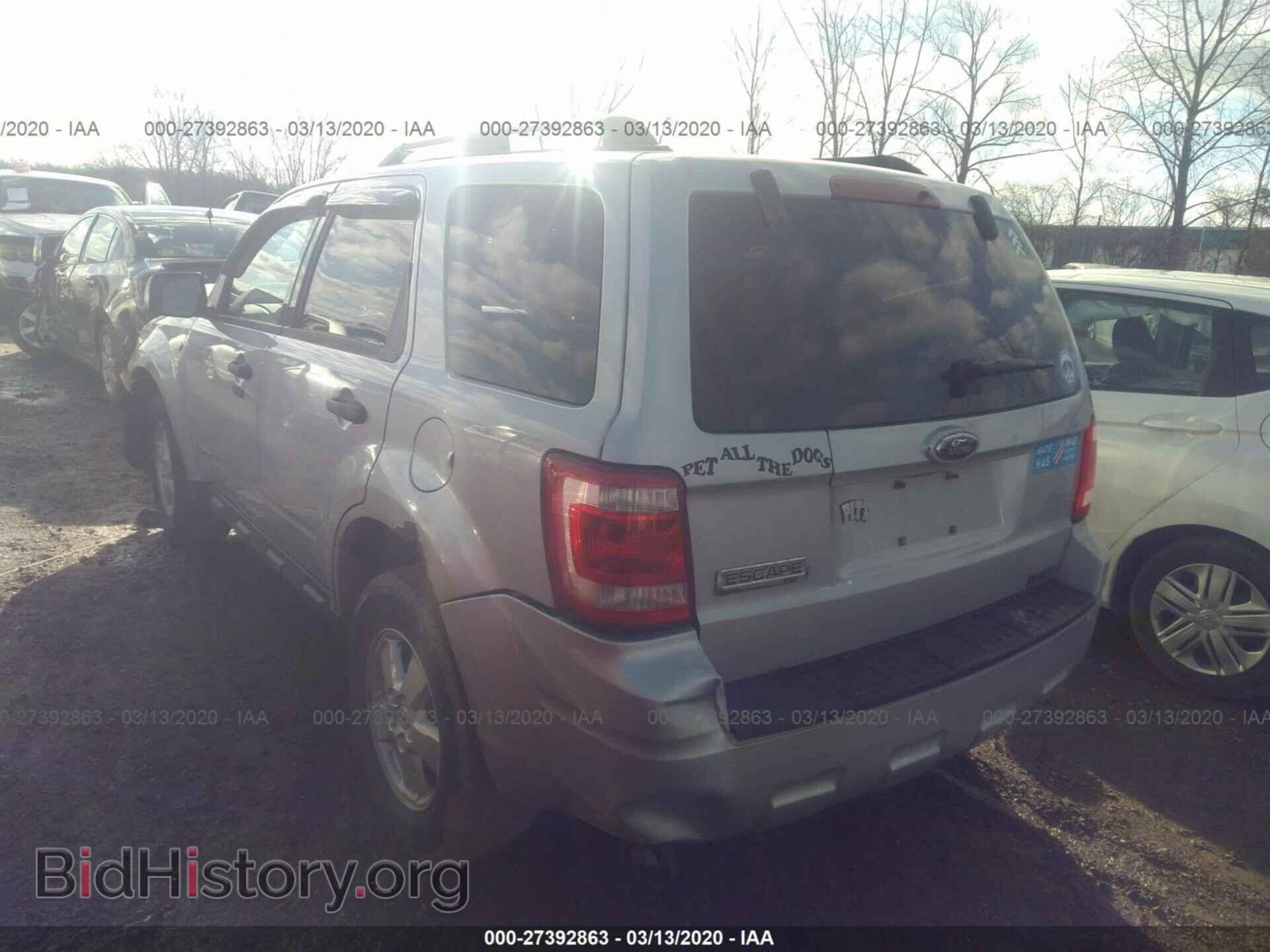 2008 FORD ESCAPE - VIN: 1FMCU03138KE81198 - Фото 3