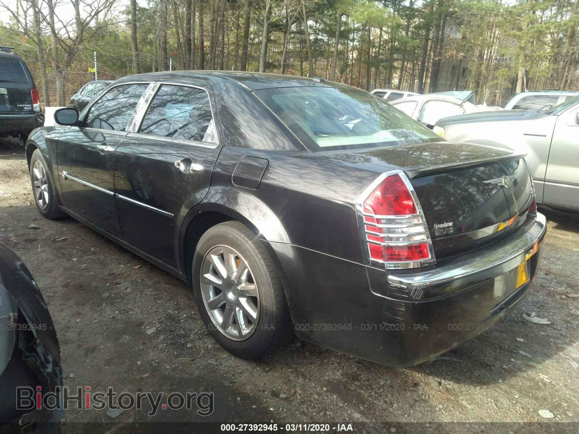 2006 CHRYSLER 300C - VIN: 2C3KA63H66H450156 - Фото 3