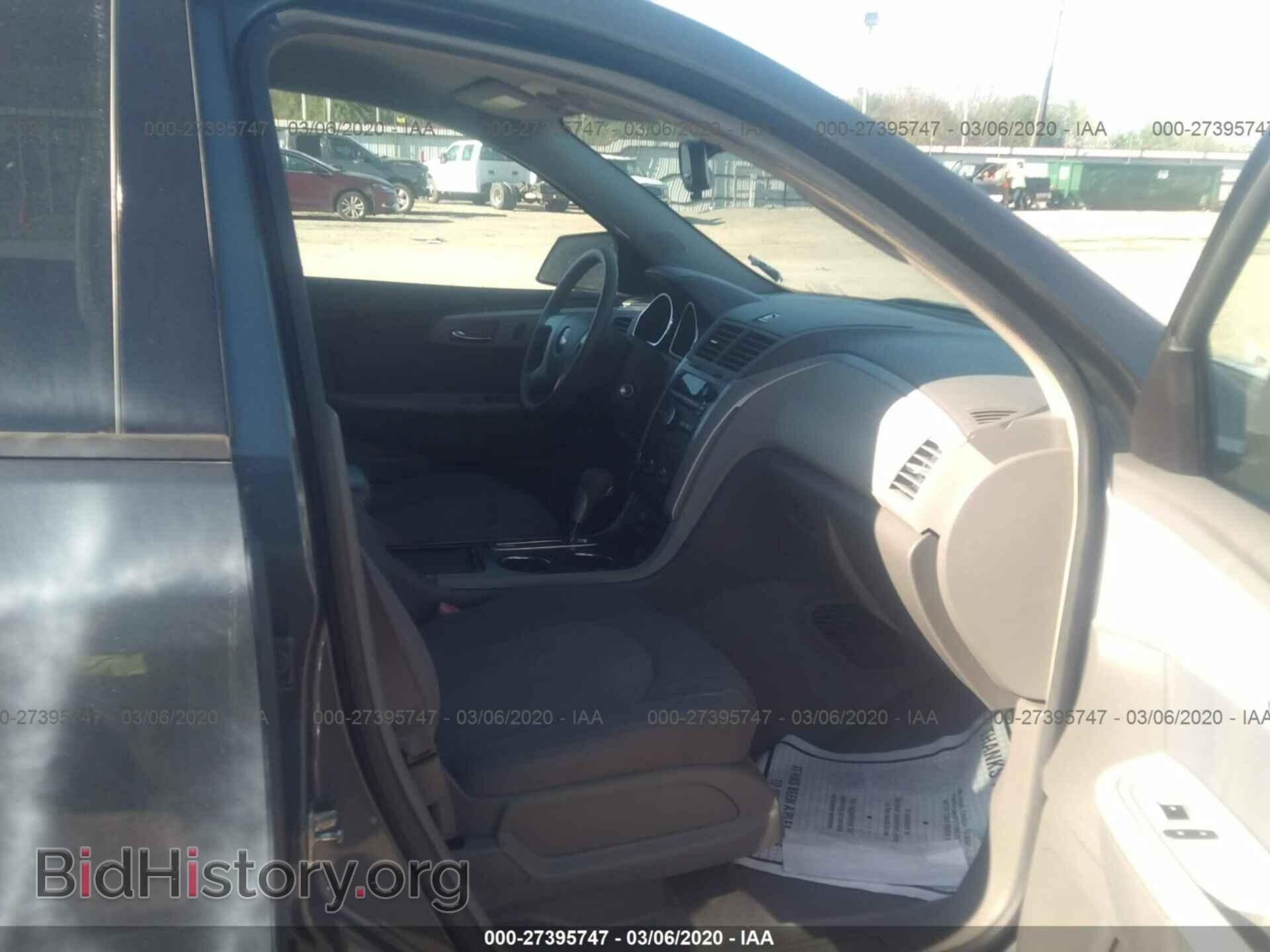 2009 CHEVROLET TRAVERSE - VIN: 1GNER13D49S137418 - Фото 5