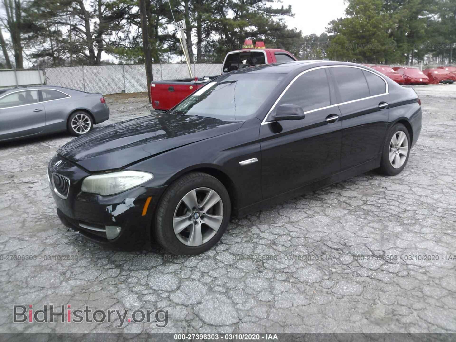 2011 BMW 528 - VIN: WBAFR1C50BC738182 - Фото 2