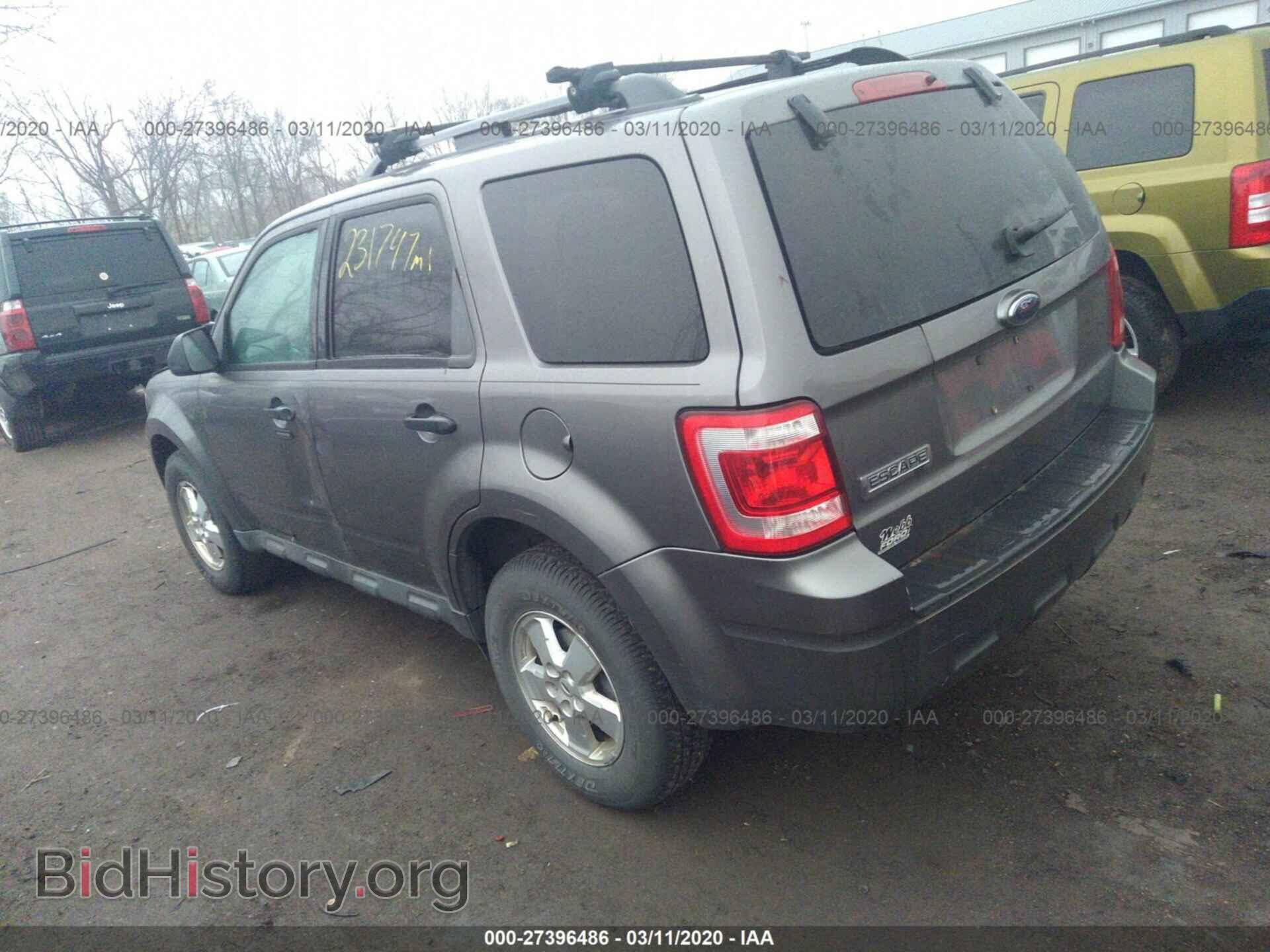2009 FORD ESCAPE - VIN: 1FMCU03729KB00673 - Фото 3