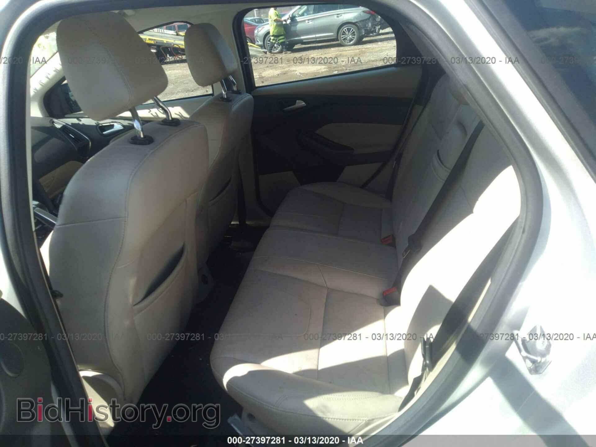 2012 FORD FOCUS - VIN: 1FAHP3R47CL333830 - Фото 8