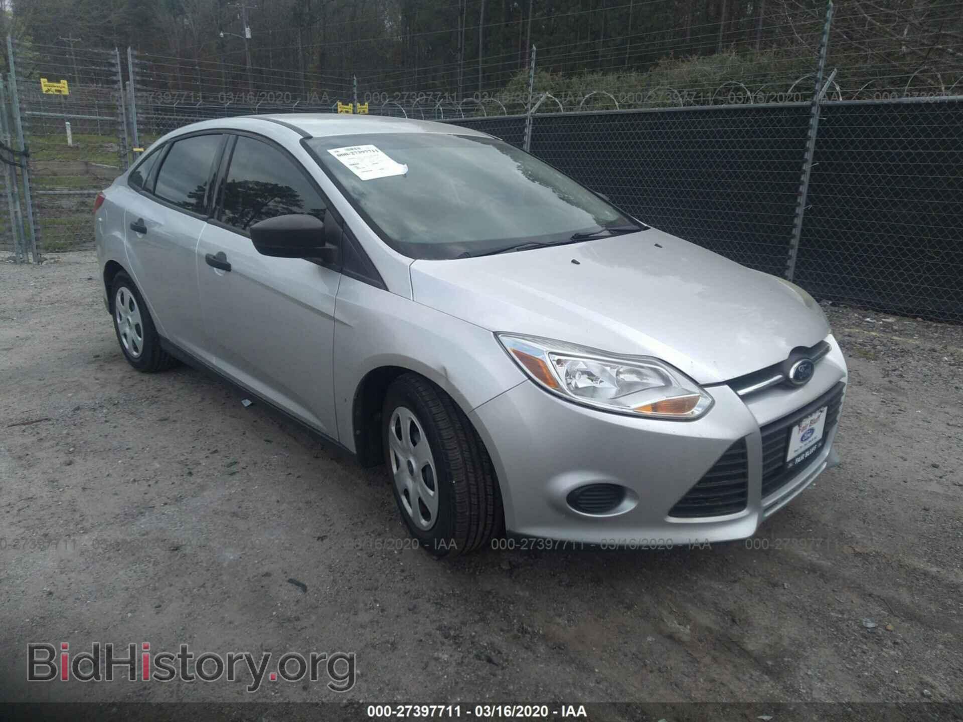 Photo 1FAHP3E23CL402260 - FORD FOCUS 2012