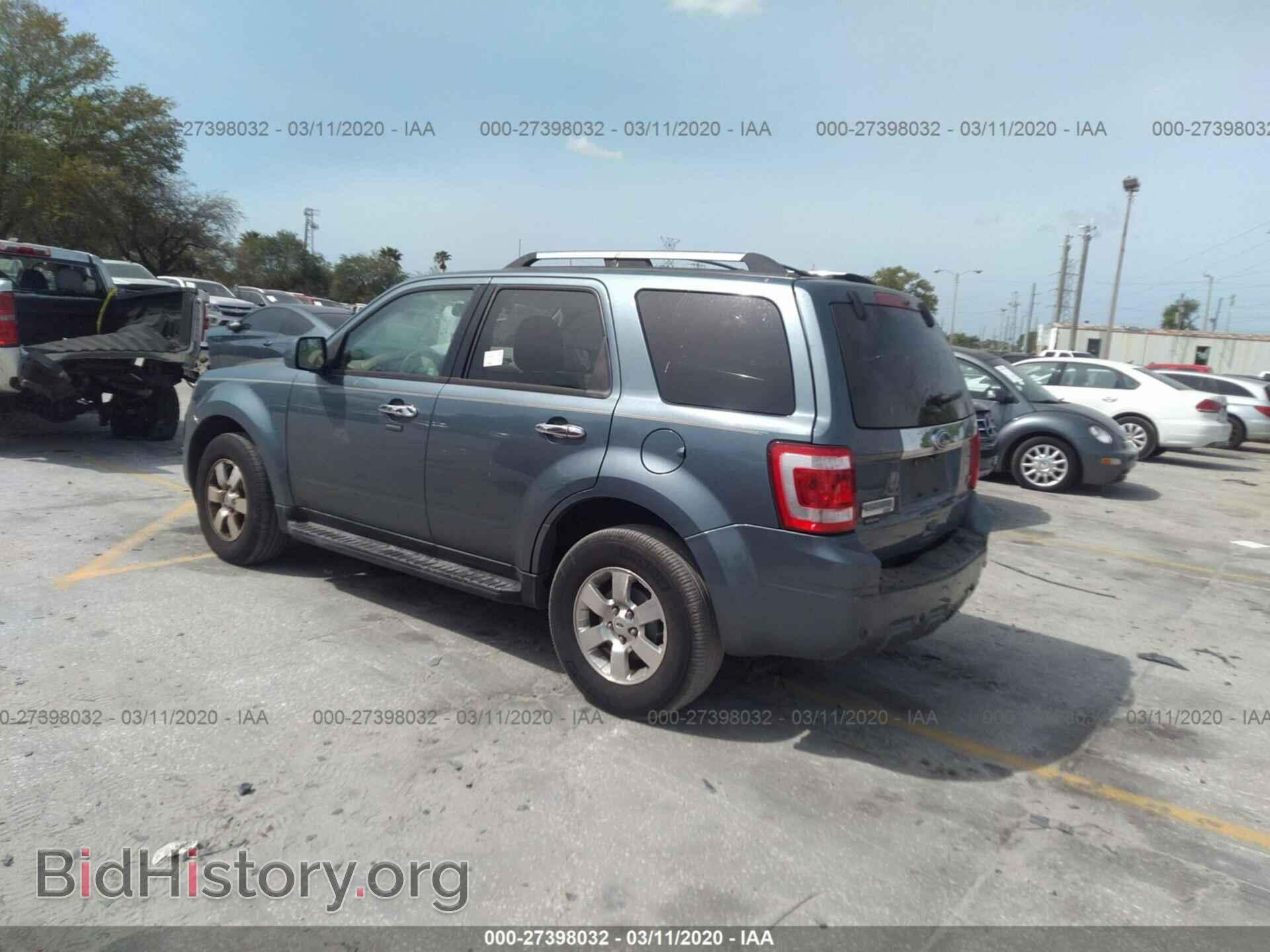 2011 FORD ESCAPE - VIN: 1FMCU0EG3BKB28520 - Фото 3