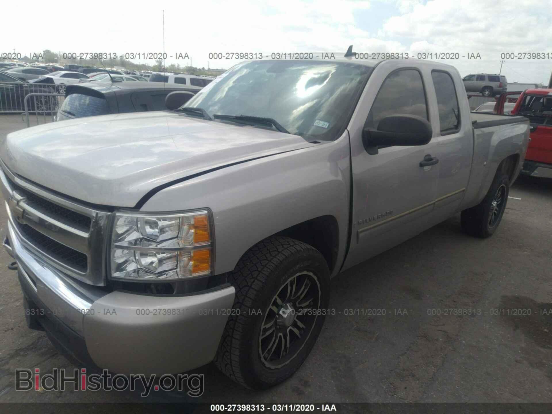 2009 CHEVROLET SILVERADO - VIN: 2GCEC290091102007 - Photo 2