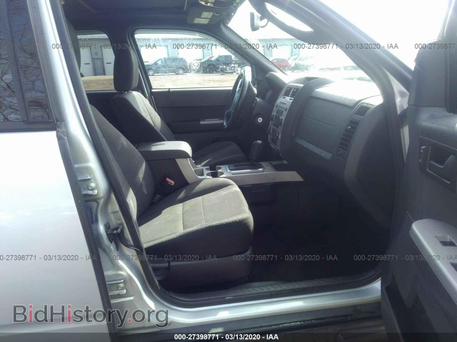 2011 FORD ESCAPE - VIN: 1FMCU0DG3BKC43118 - Фото 5